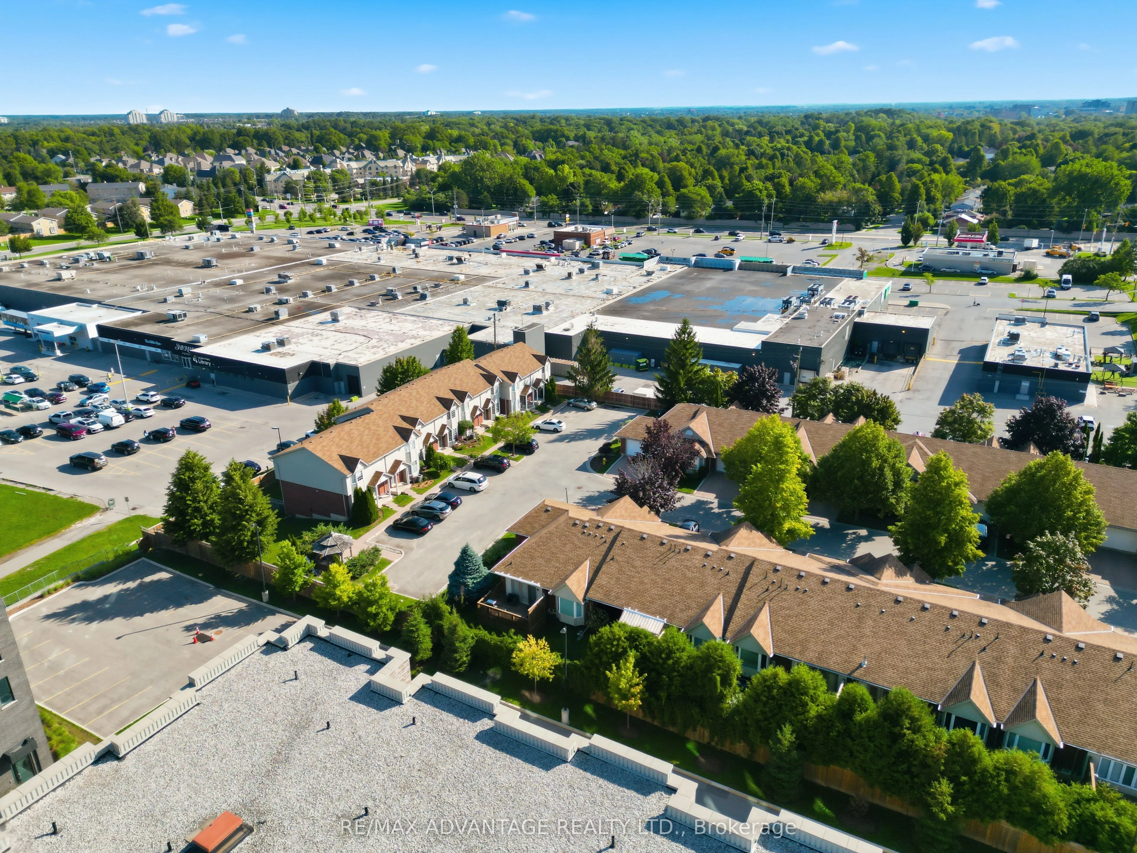 122 Sherwood Forest Square #18
