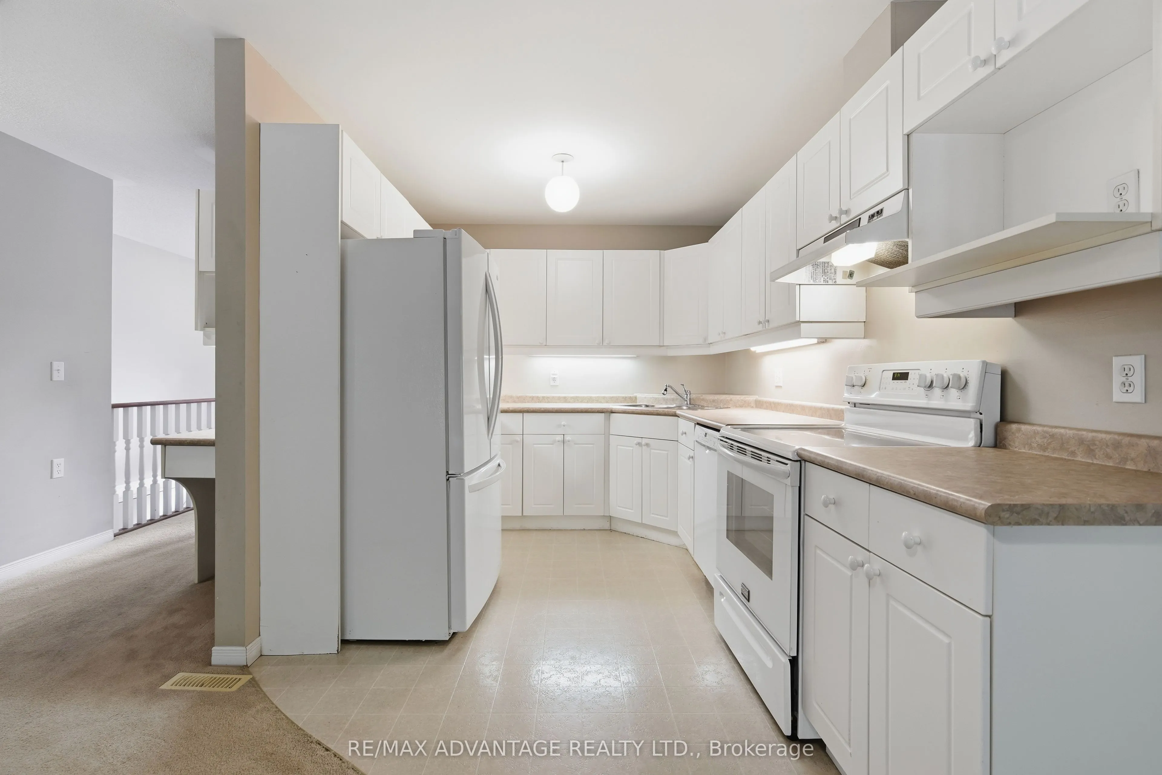 122 Sherwood Forest Square #18