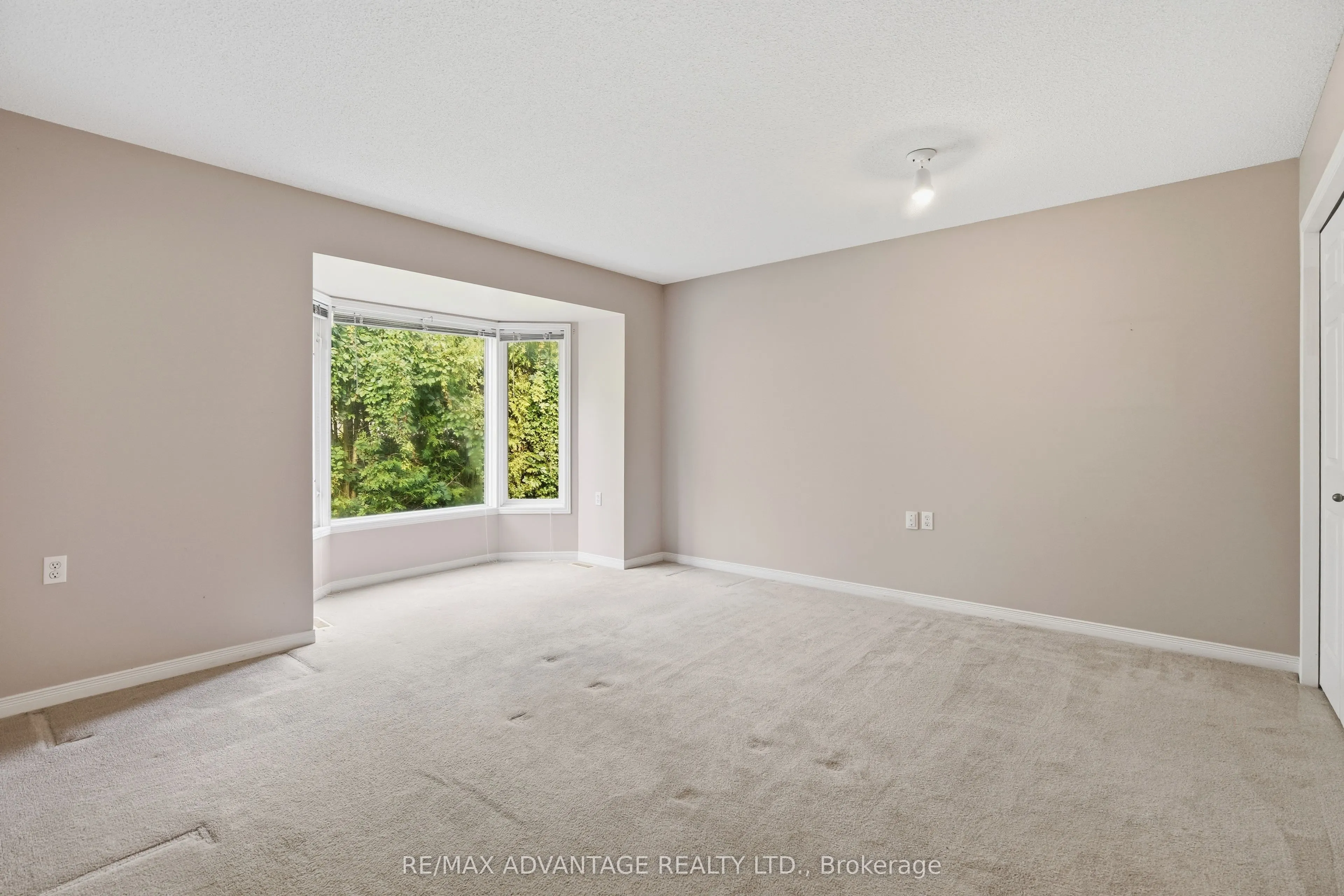 122 Sherwood Forest Square #18