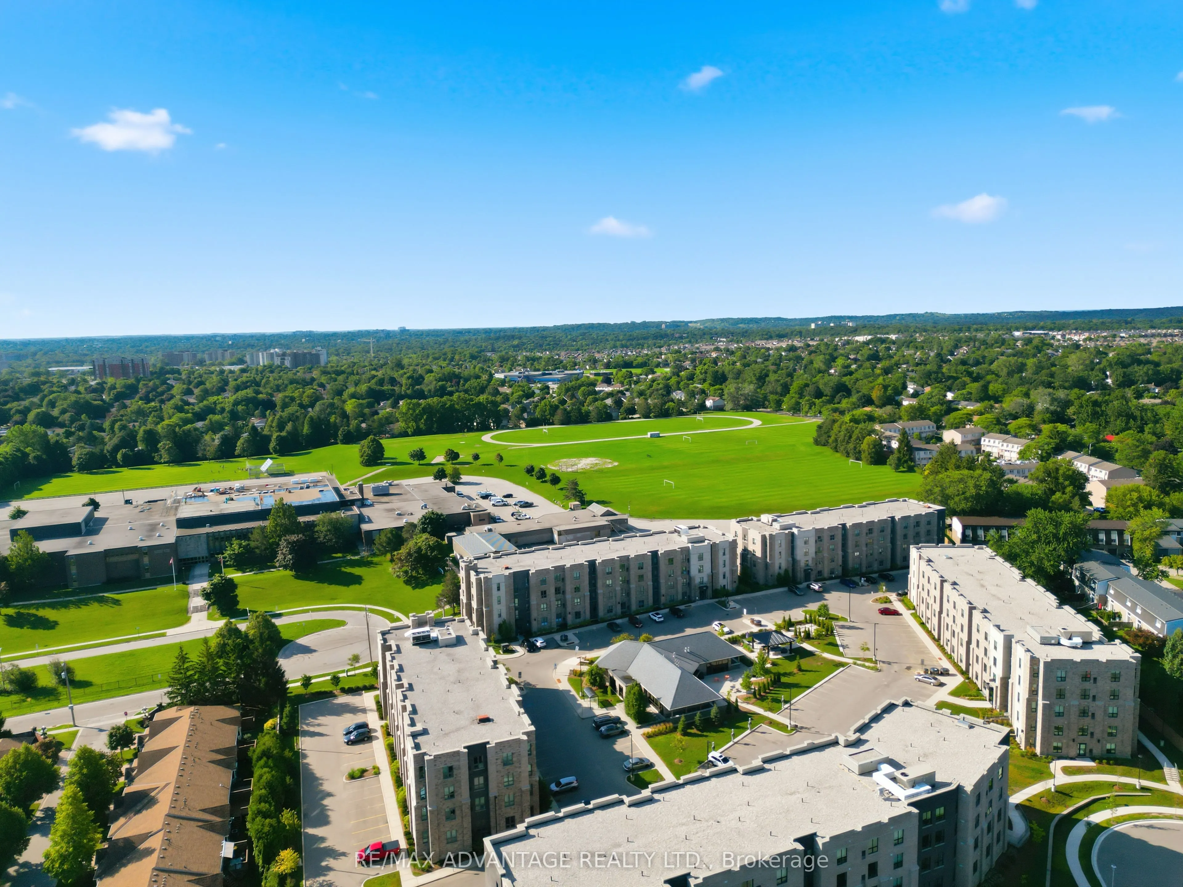 122 Sherwood Forest Square #18