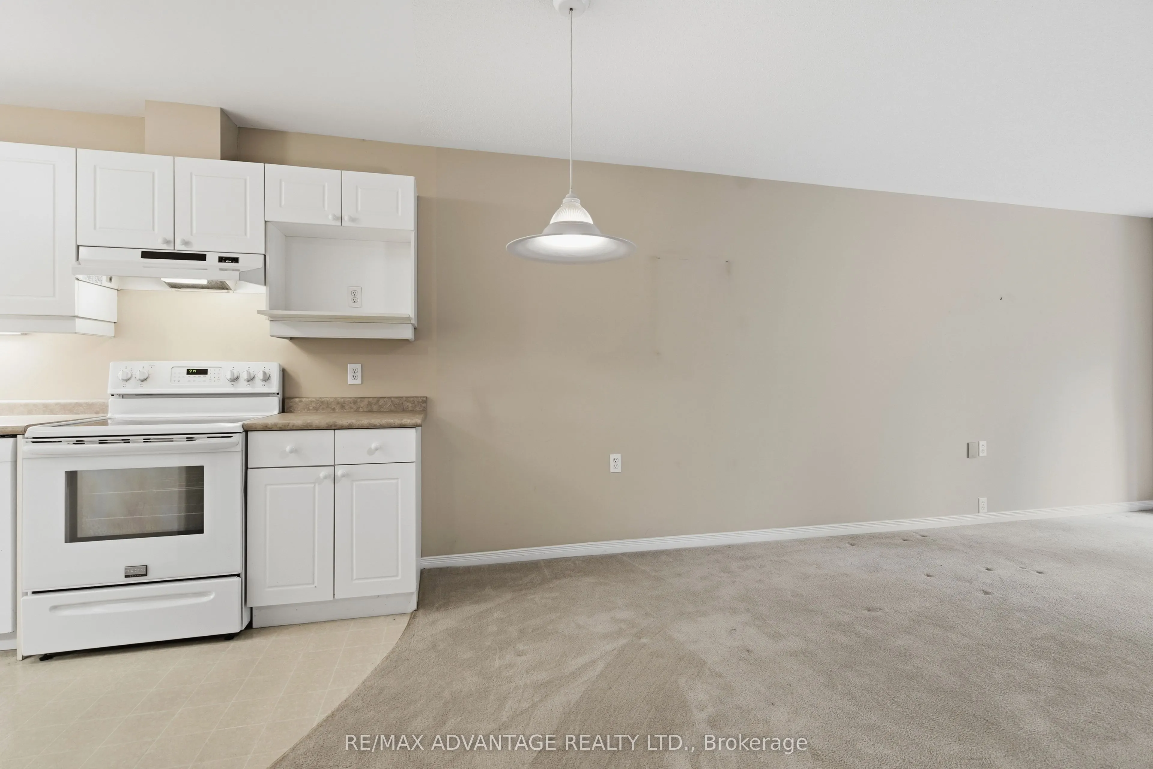 122 Sherwood Forest Square #18