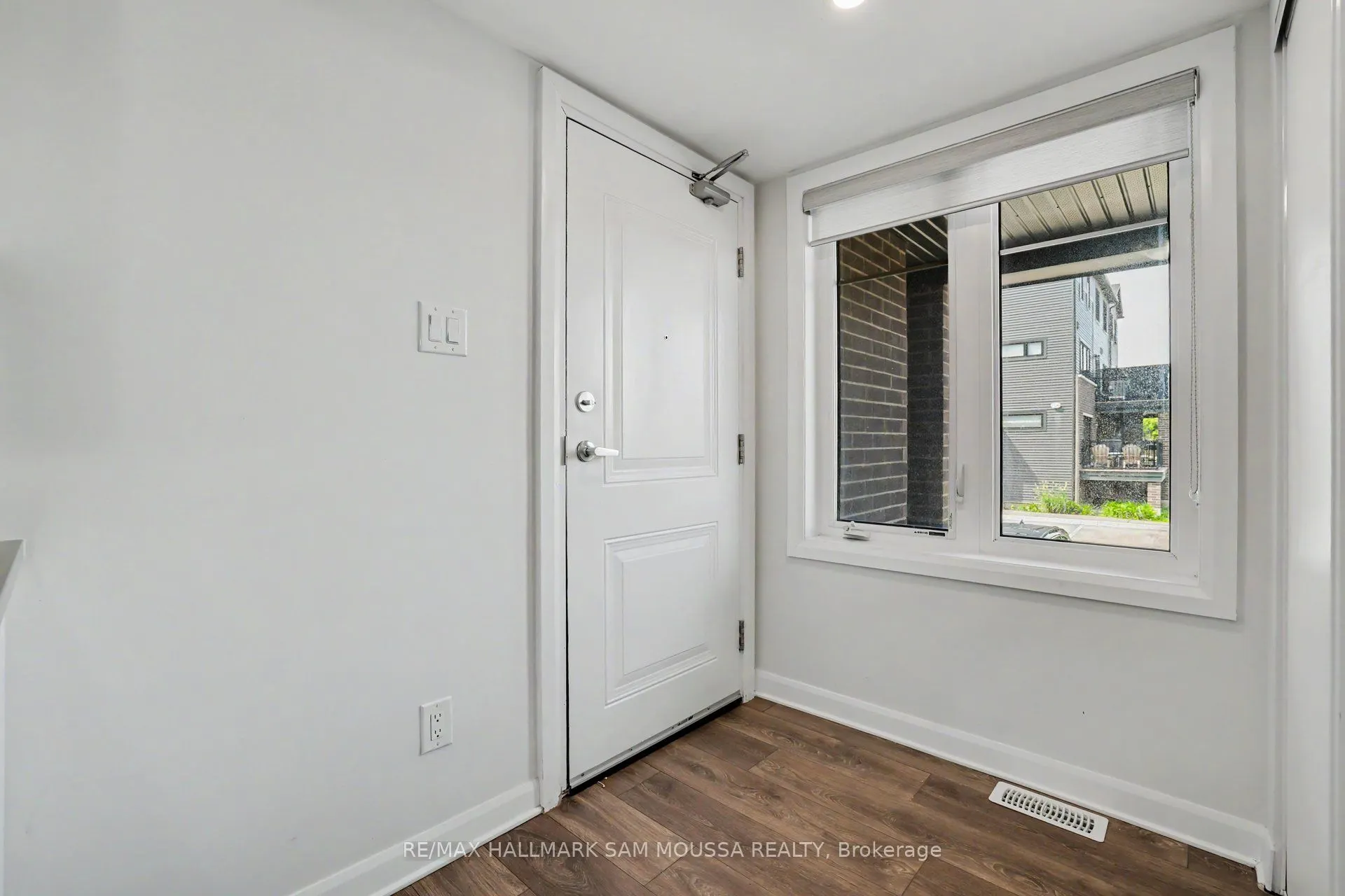 215 Eldorado Private #A