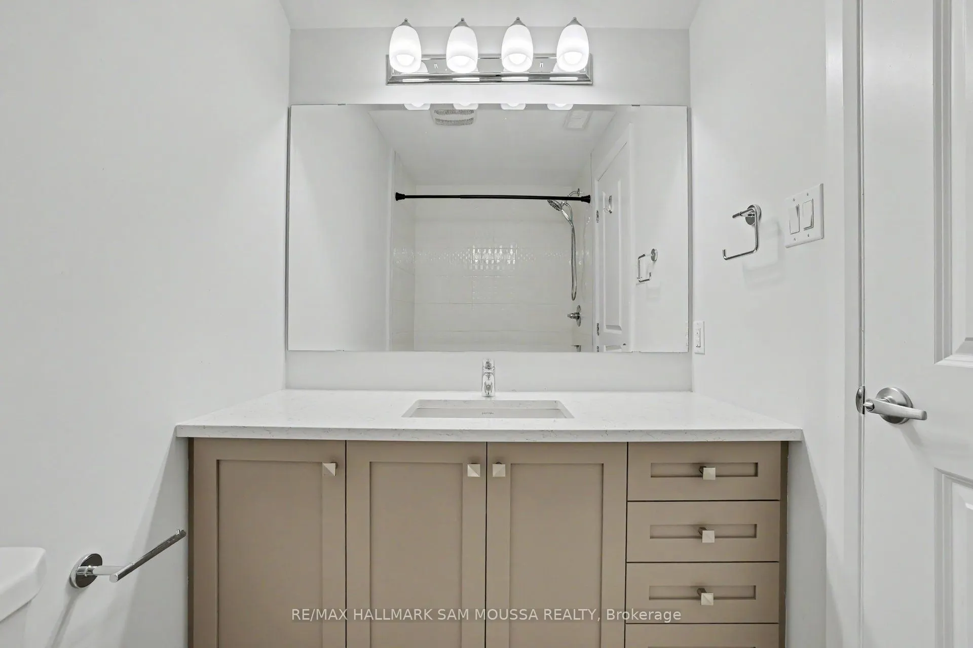 215 Eldorado Private #A