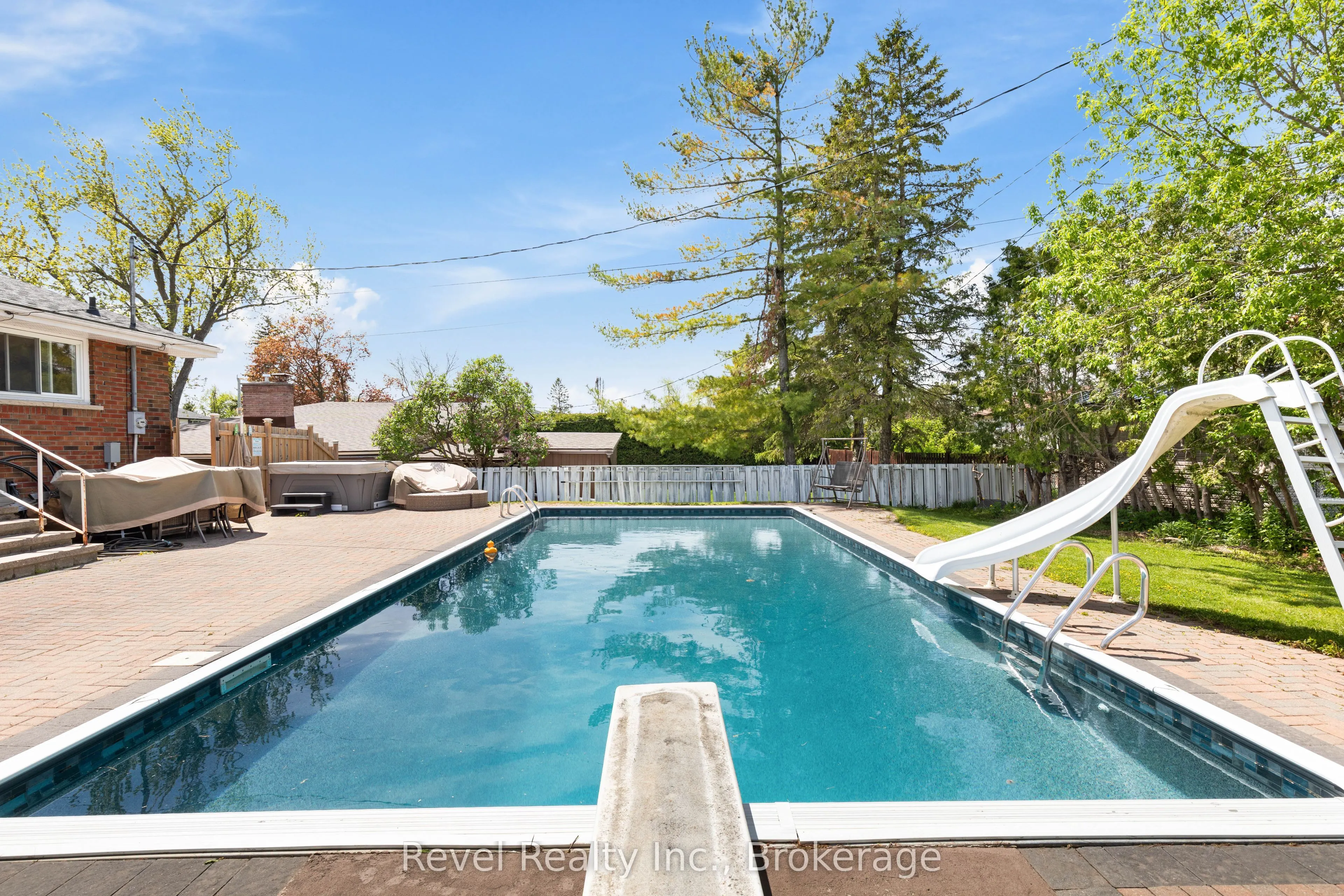 42 Kawartha Drive