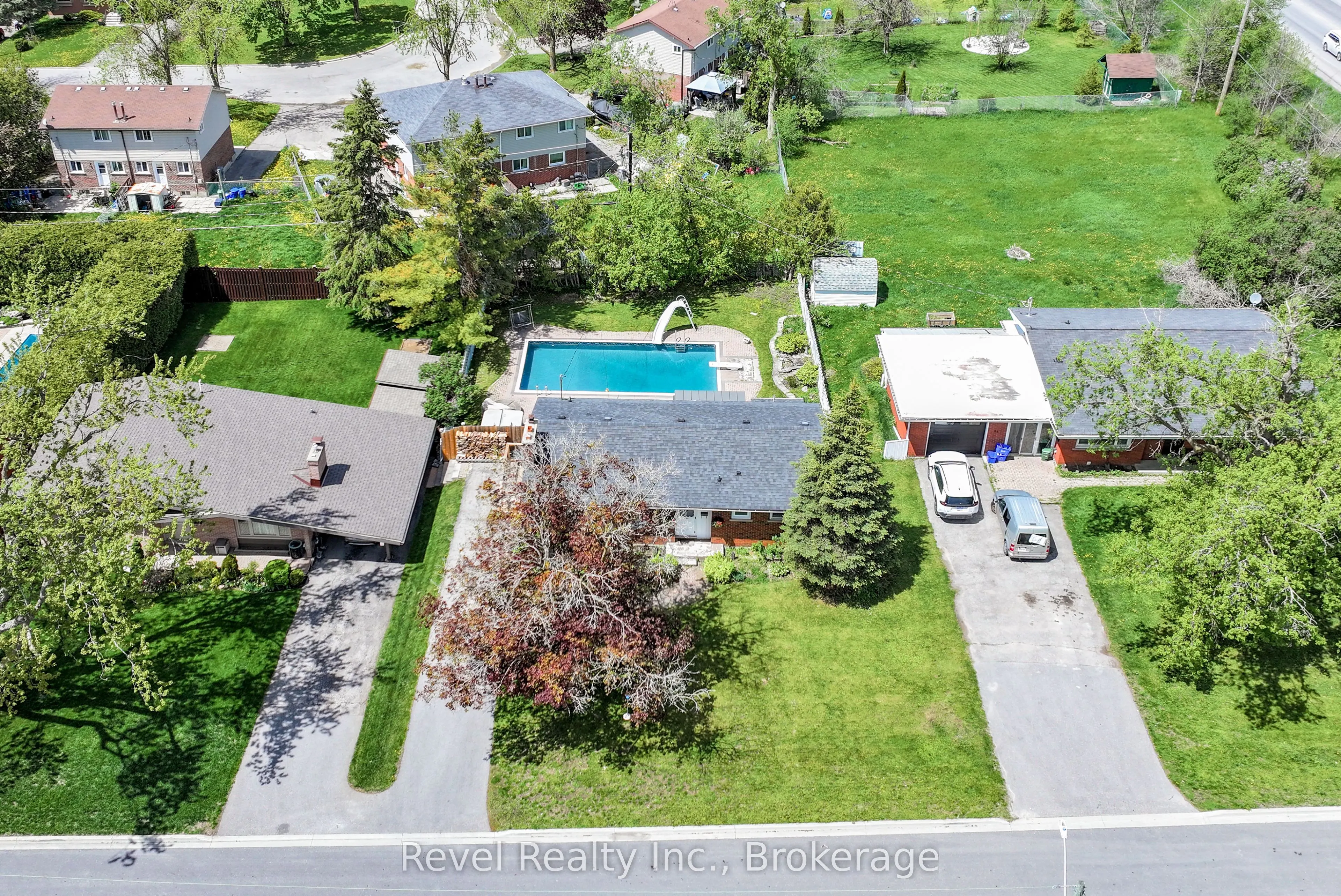 42 Kawartha Drive