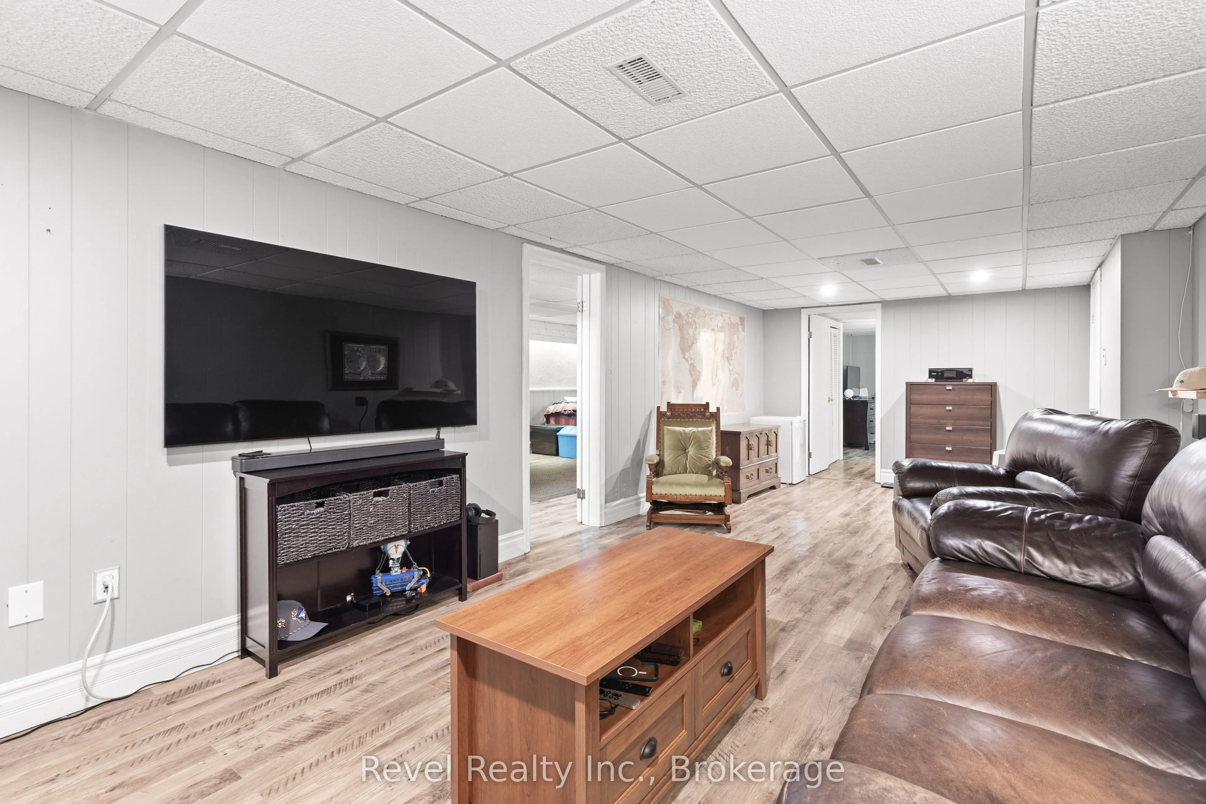 42 Kawartha Drive