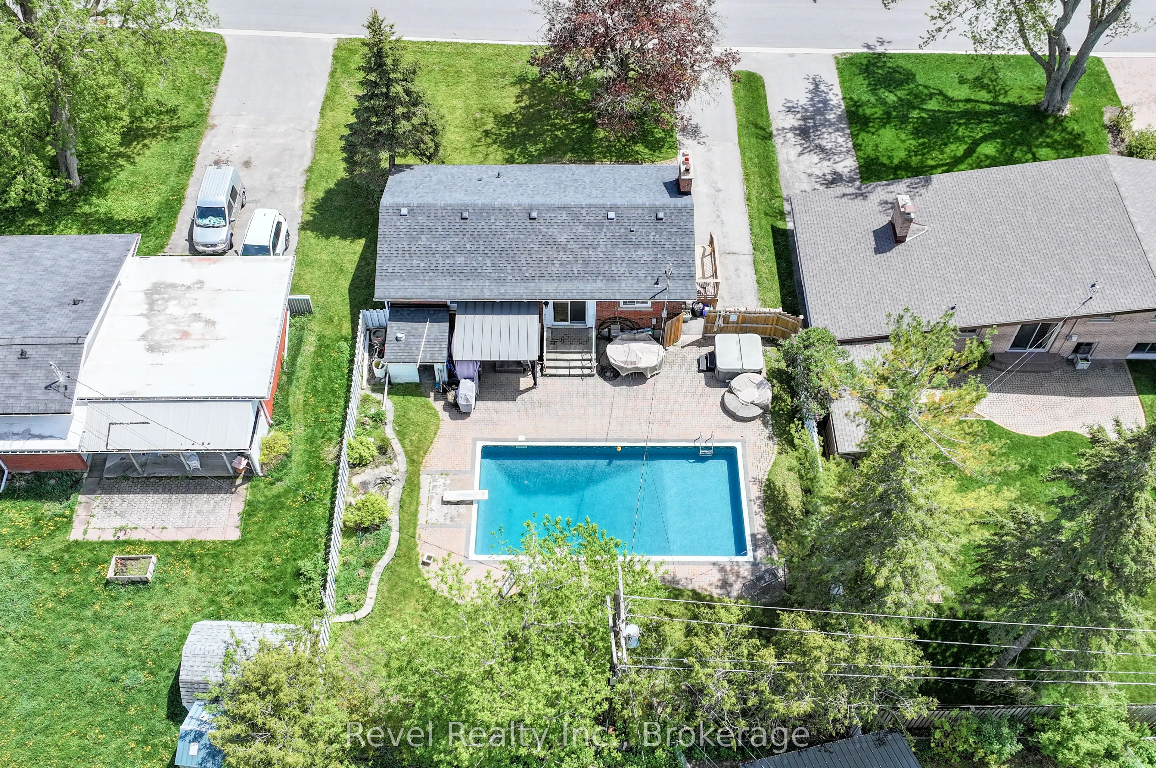 42 Kawartha Drive