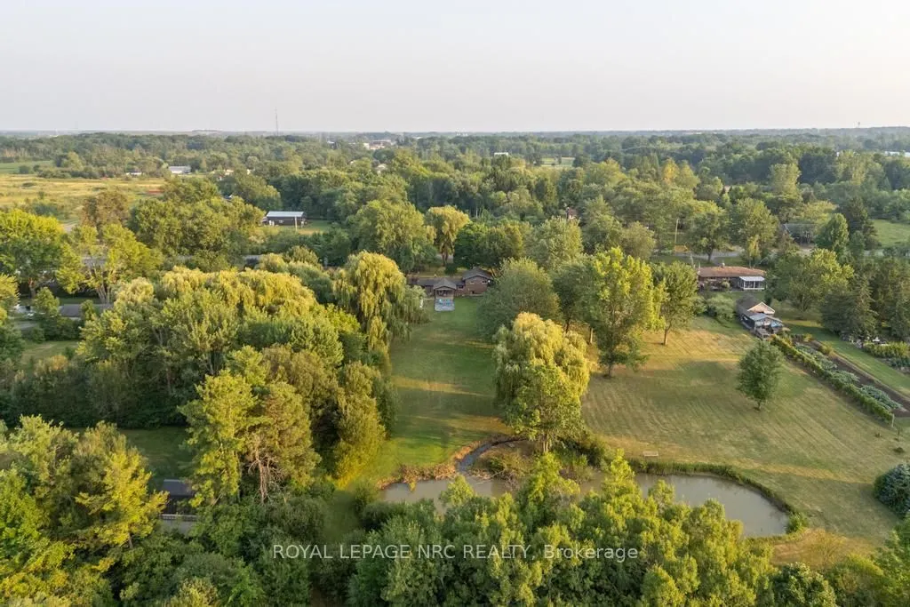 2432 Port Robinson Road