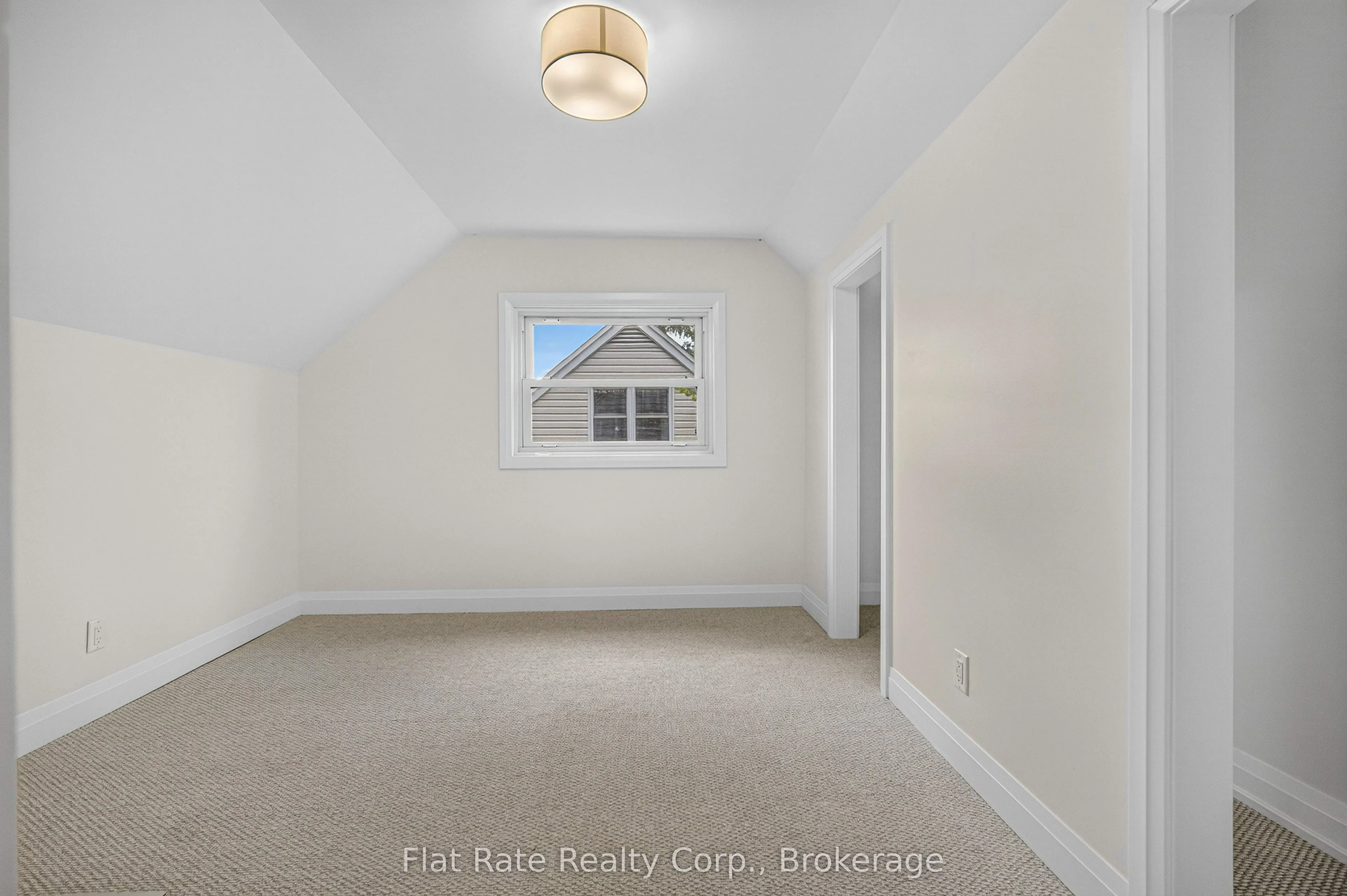 718 GILLESPIE Avenue