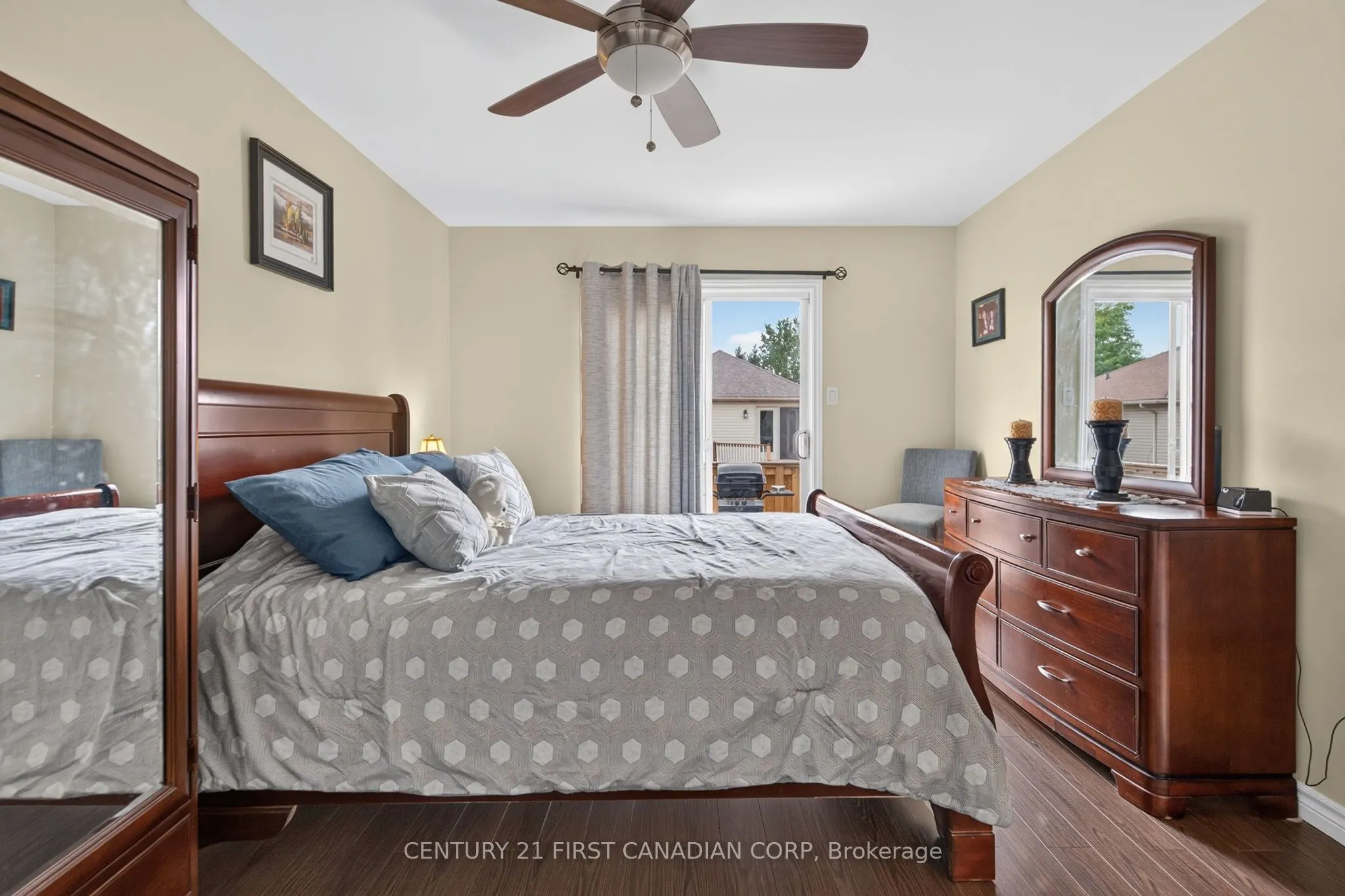 1354 Aspenridge Crescent