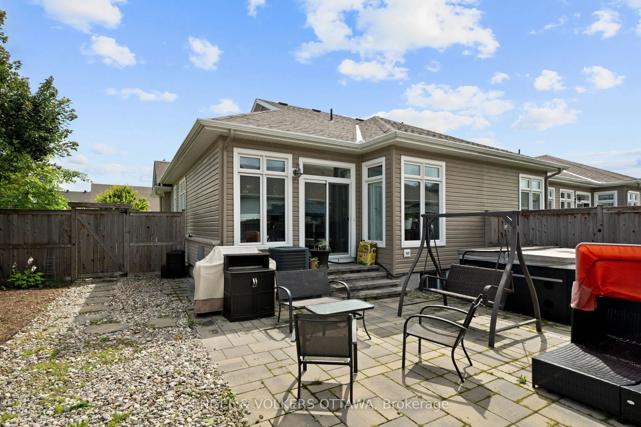 538 Silverbell Crescent