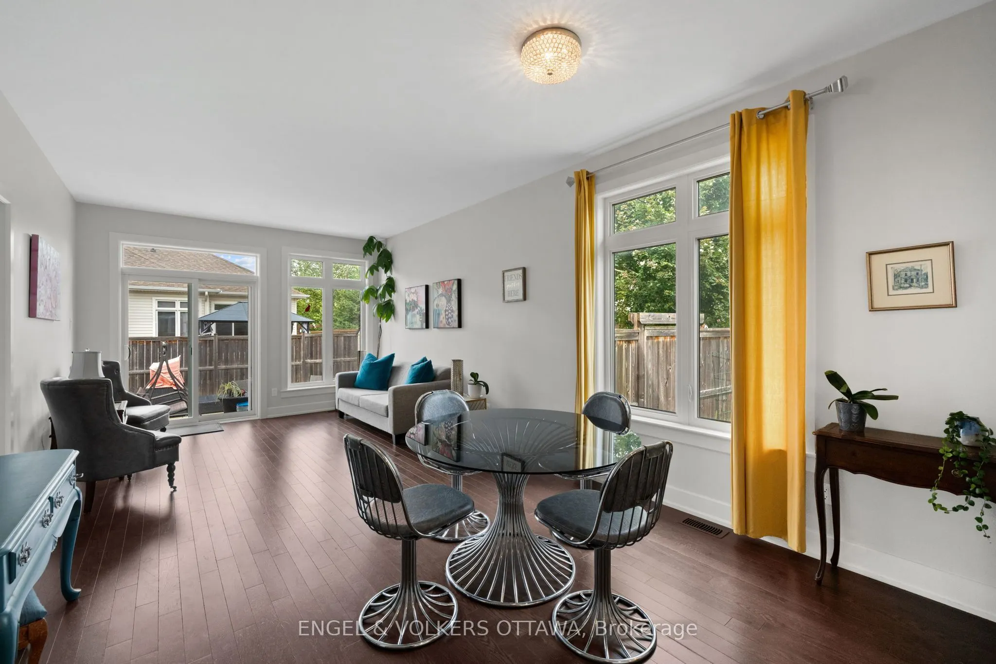 538 Silverbell Crescent