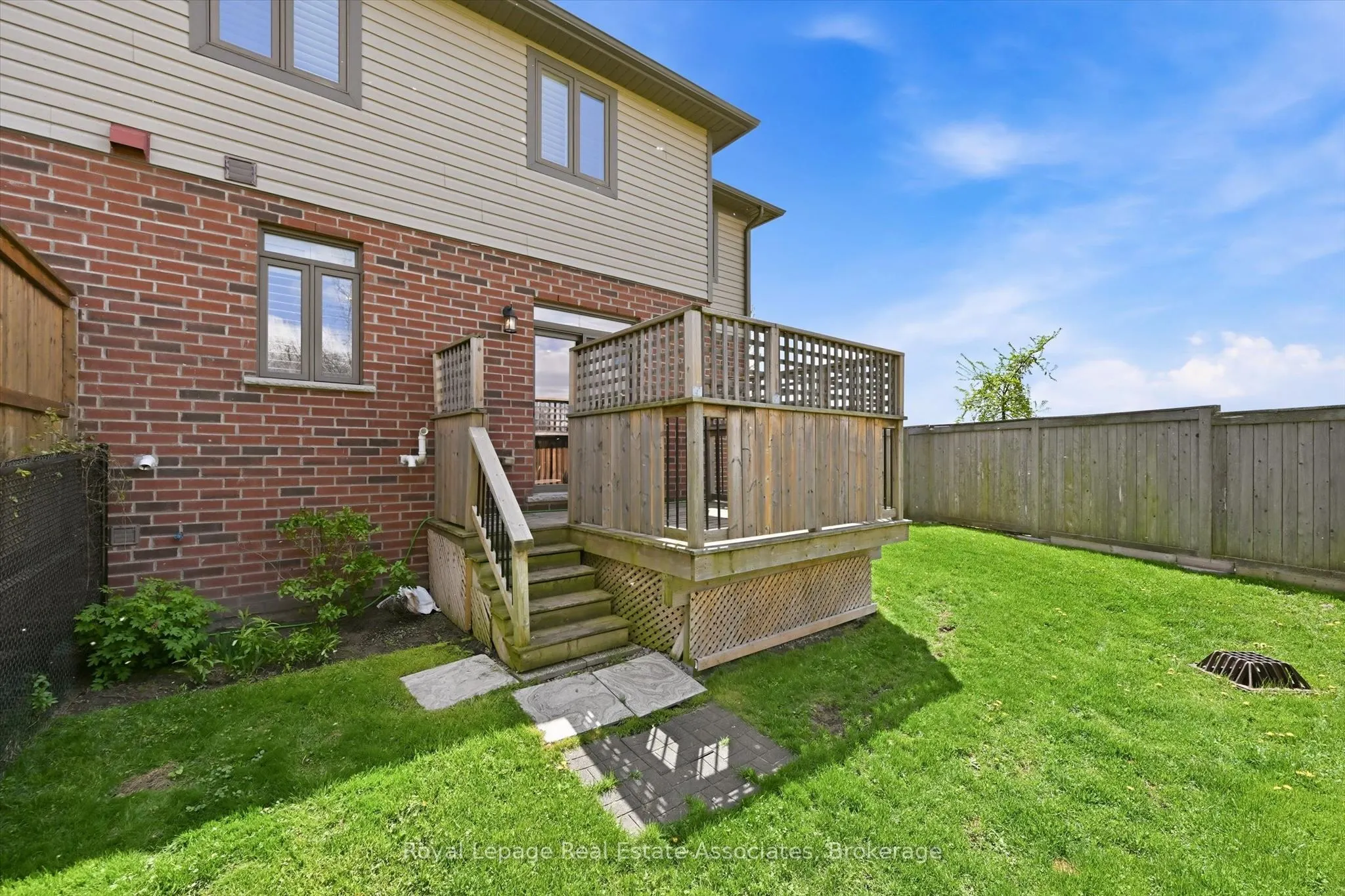1 Southshore Crescent