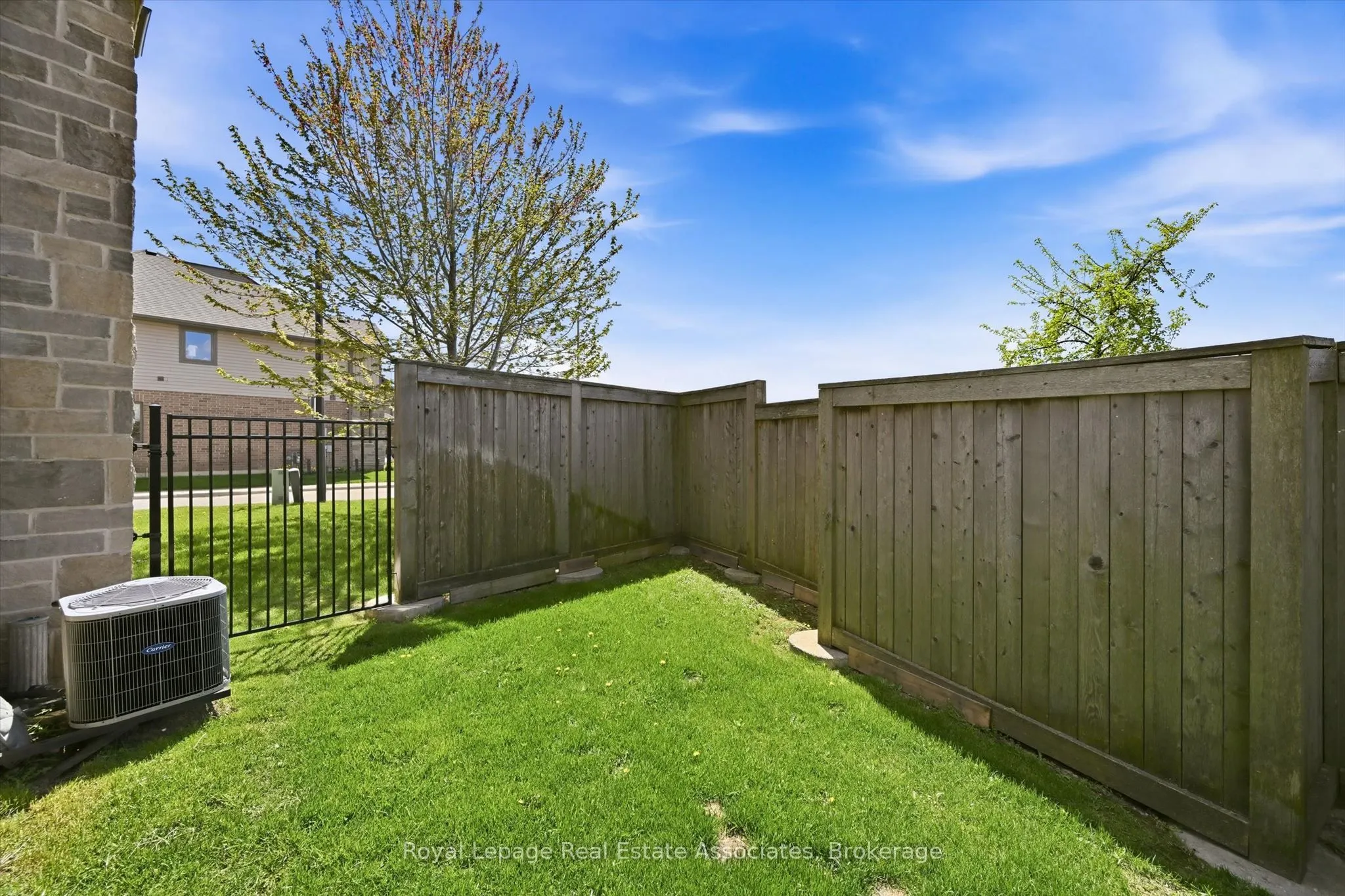 1 Southshore Crescent