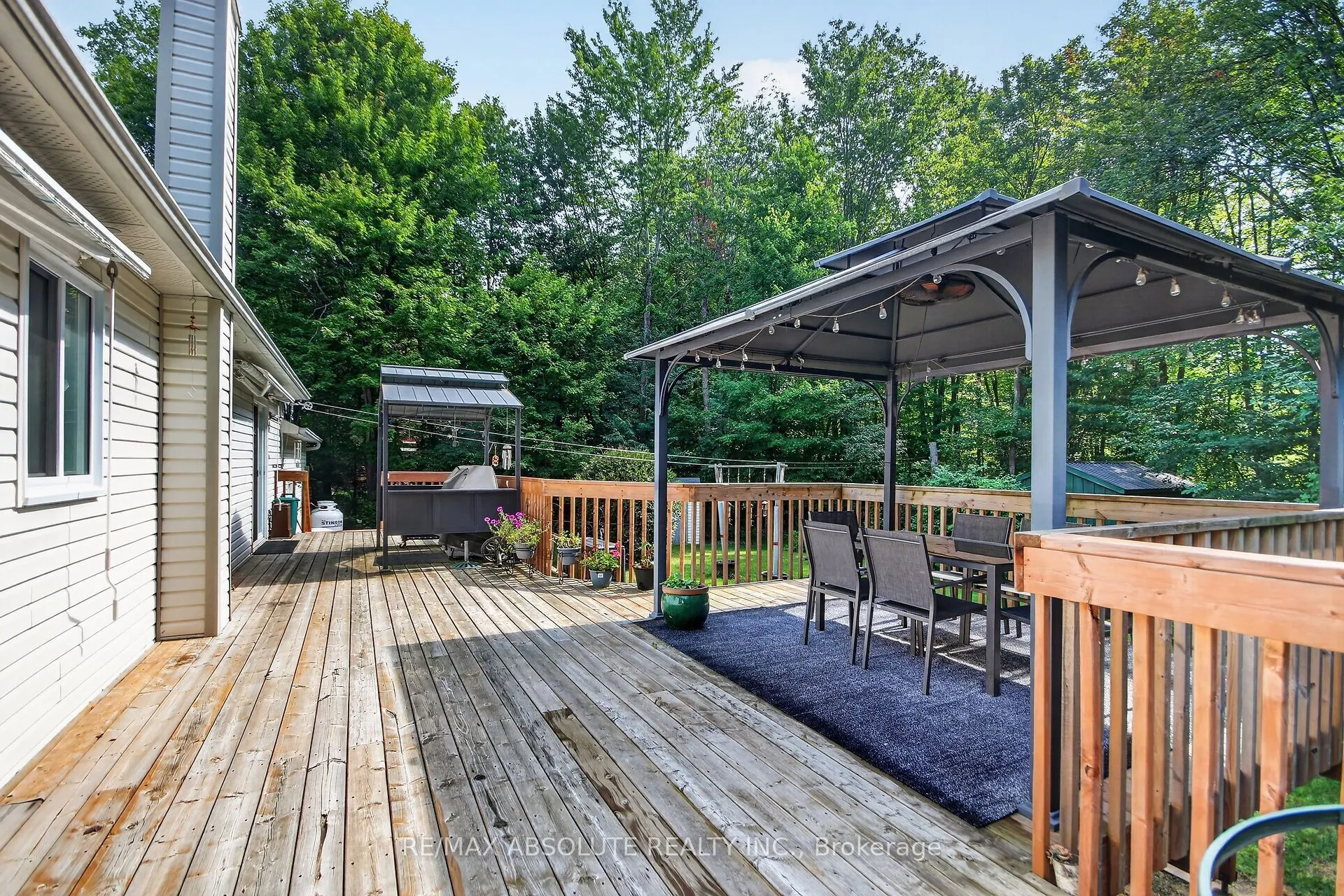 11 Flesher Crescent