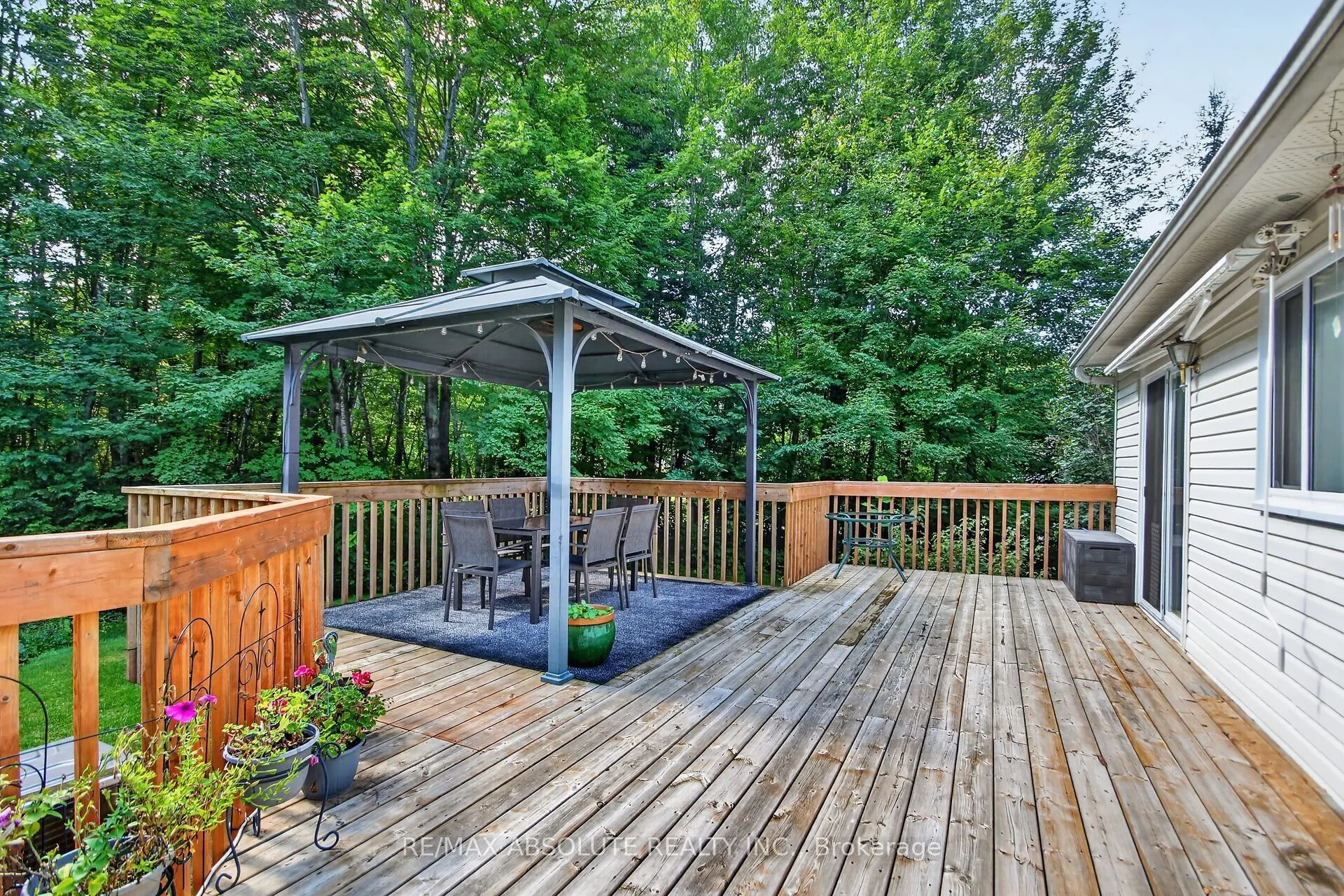 11 Flesher Crescent
