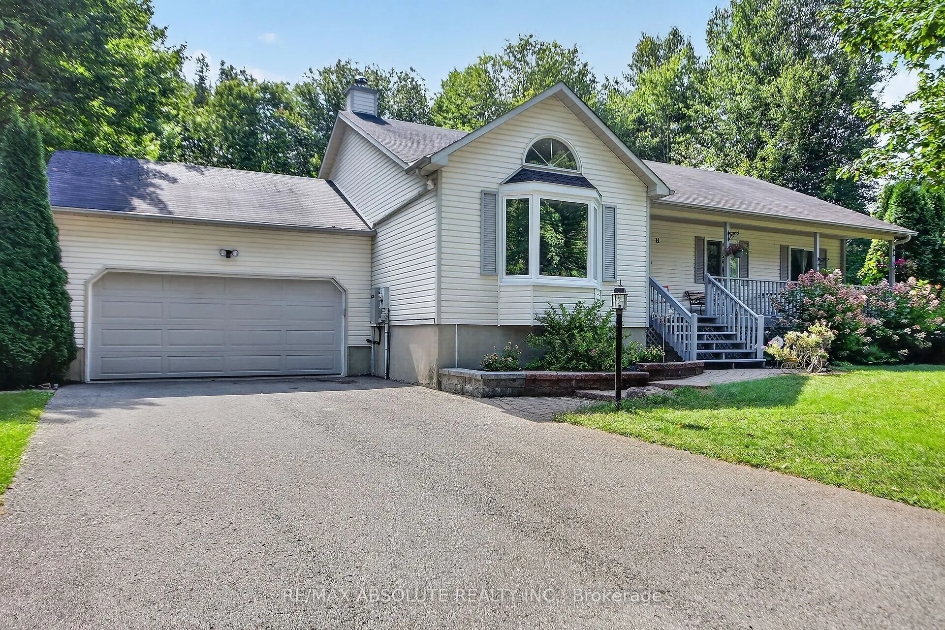 11 Flesher Crescent