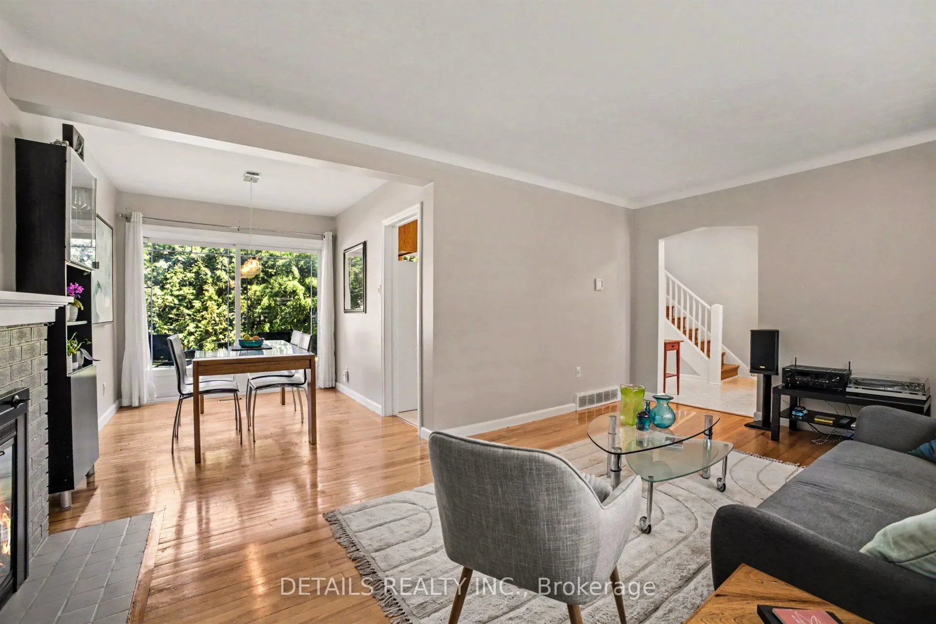 1233 Checkers Road