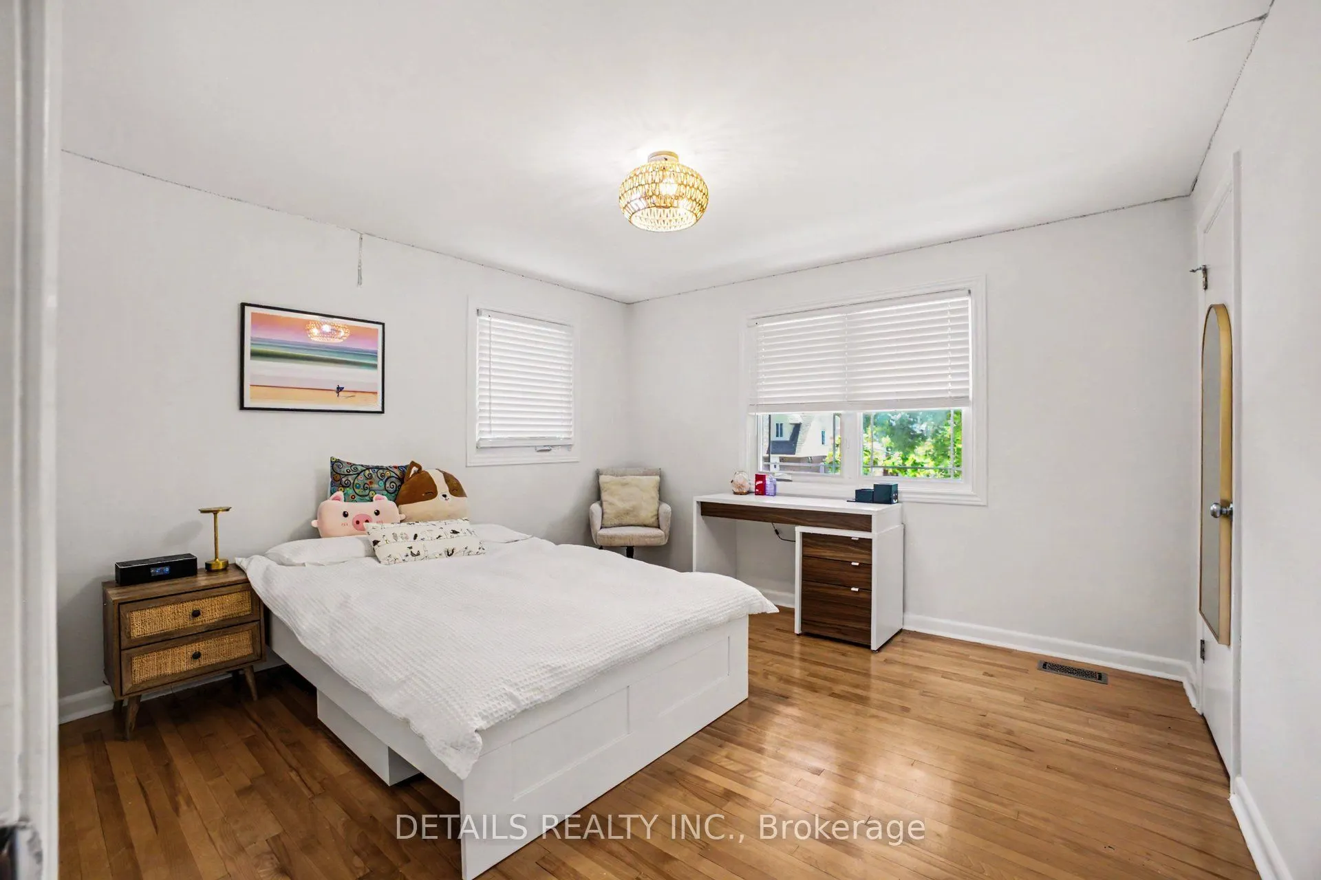 1233 Checkers Road