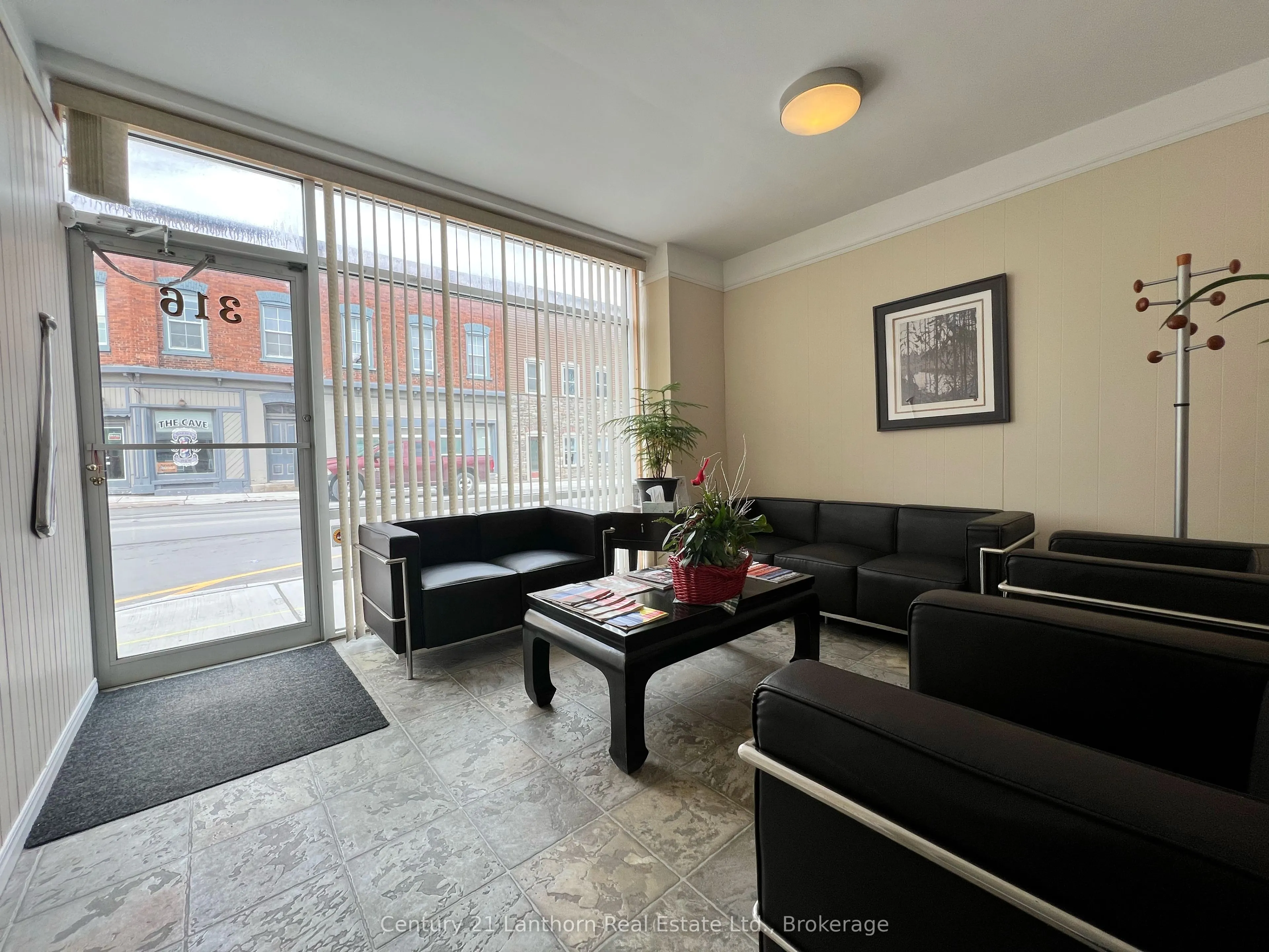 316 Picton Main Street