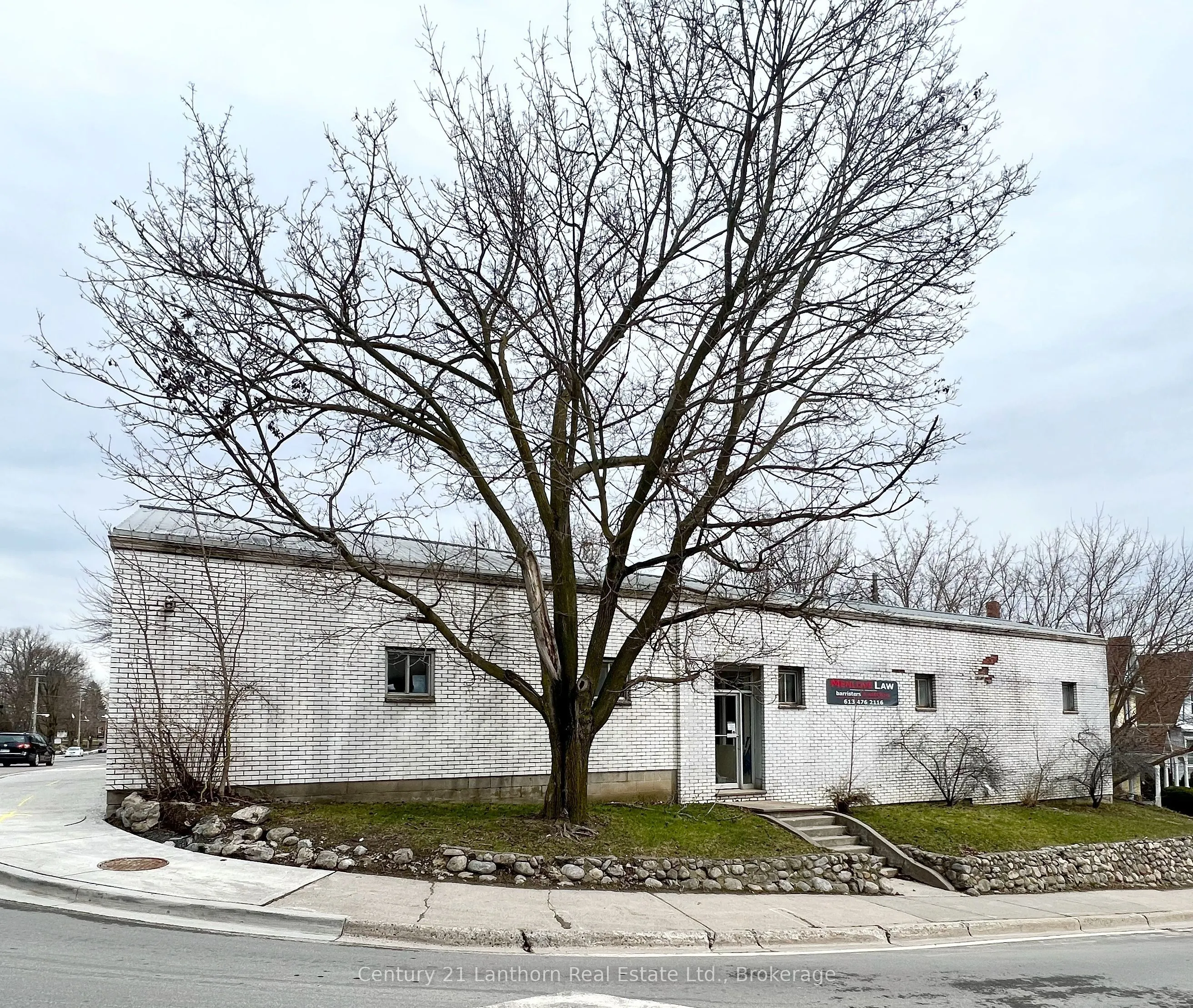 316 Picton Main Street