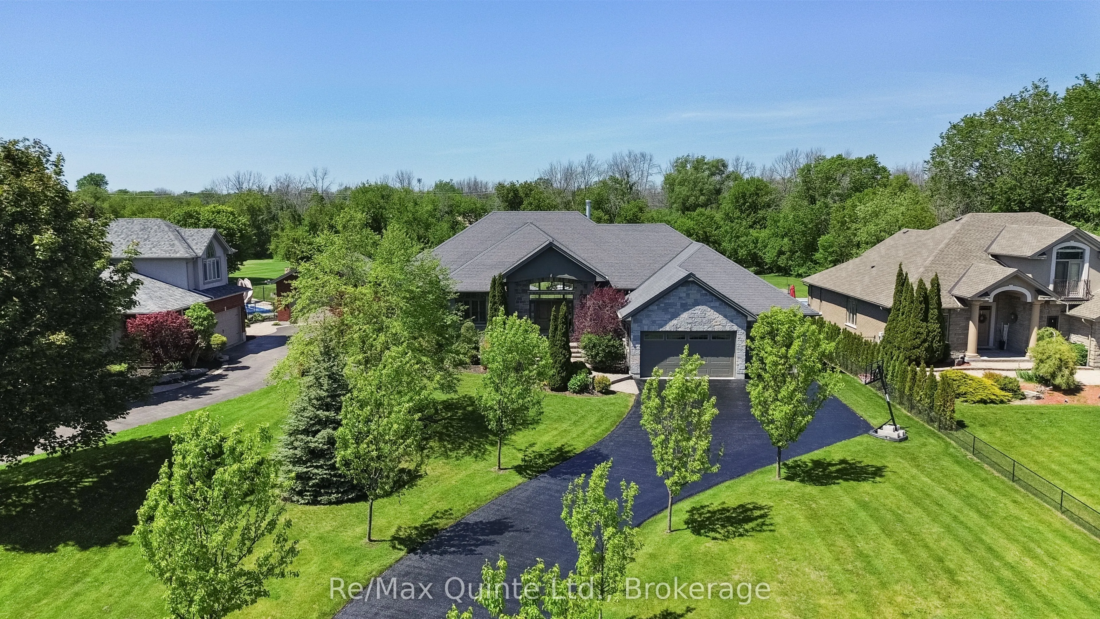 54 Settlers Landing Drive