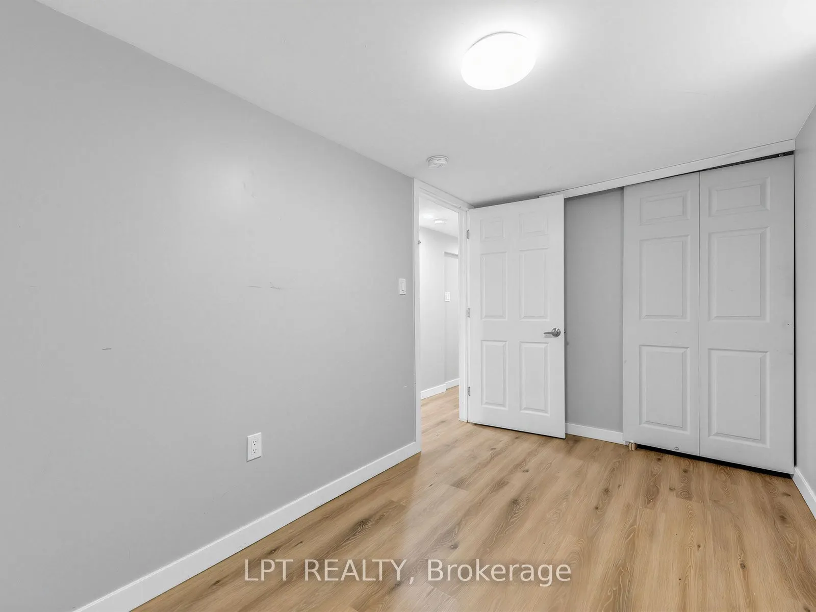 239 Vine Street