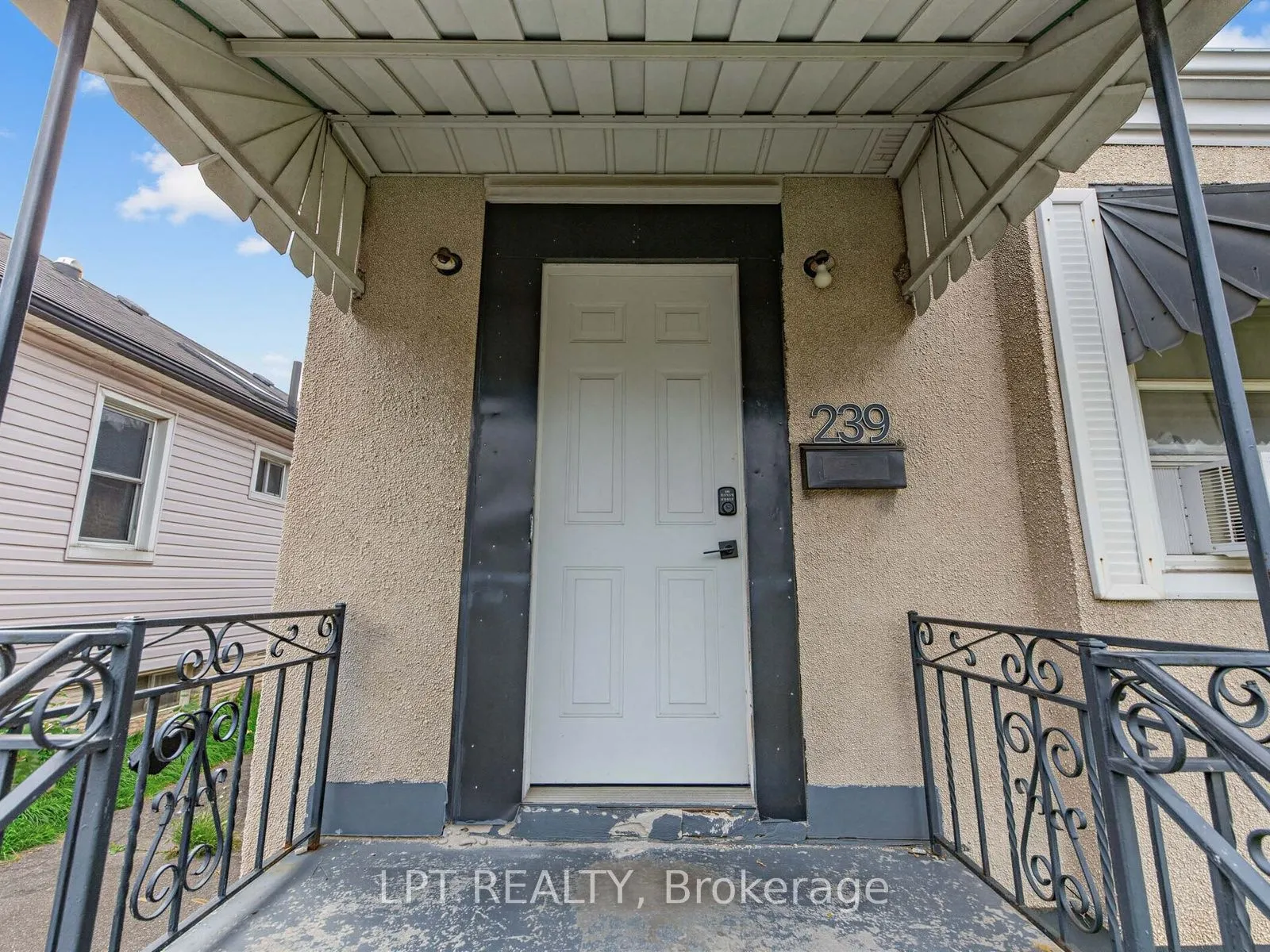 239 Vine Street