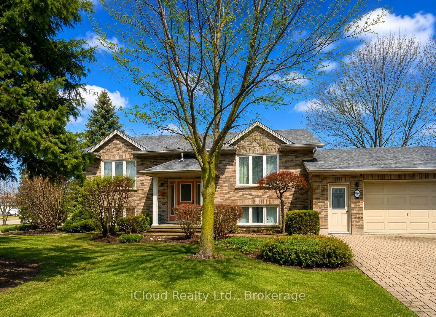 86 Glendale Drive E