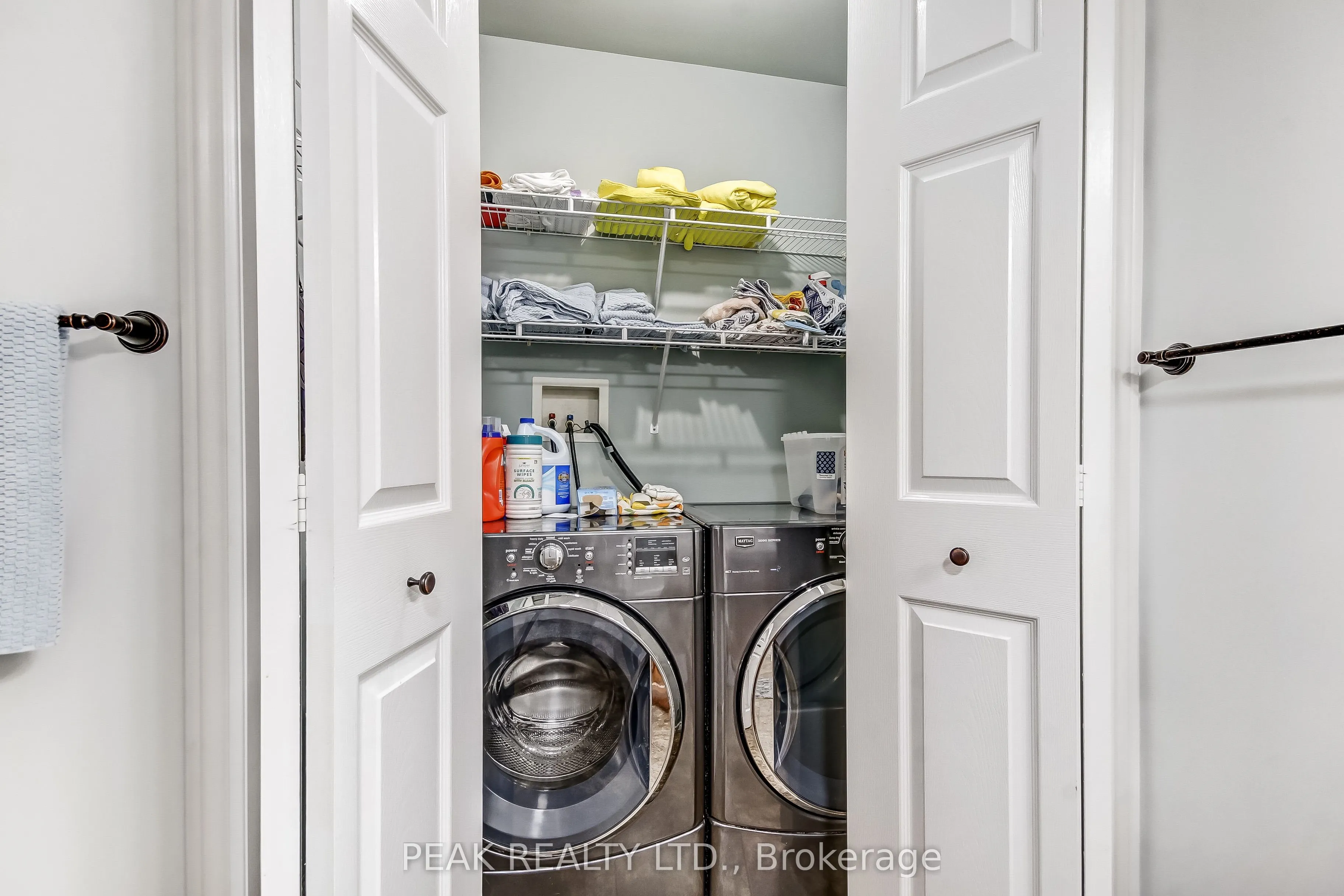 53 Beverly Street E #20