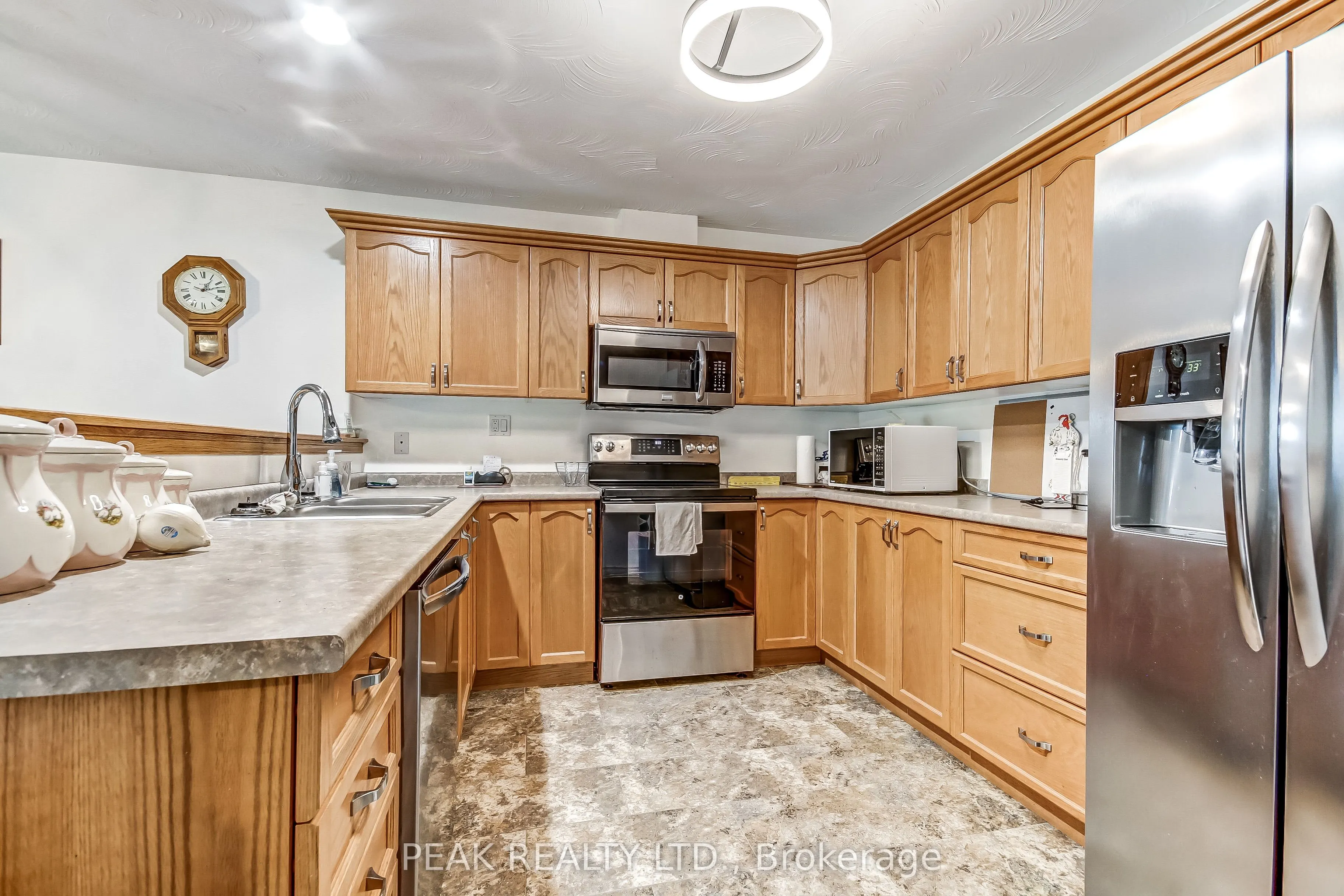 53 Beverly Street E #20