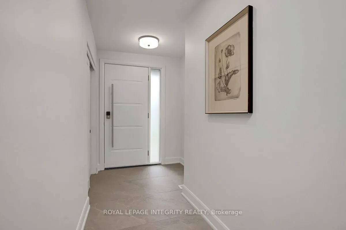 8 Brian Crescent