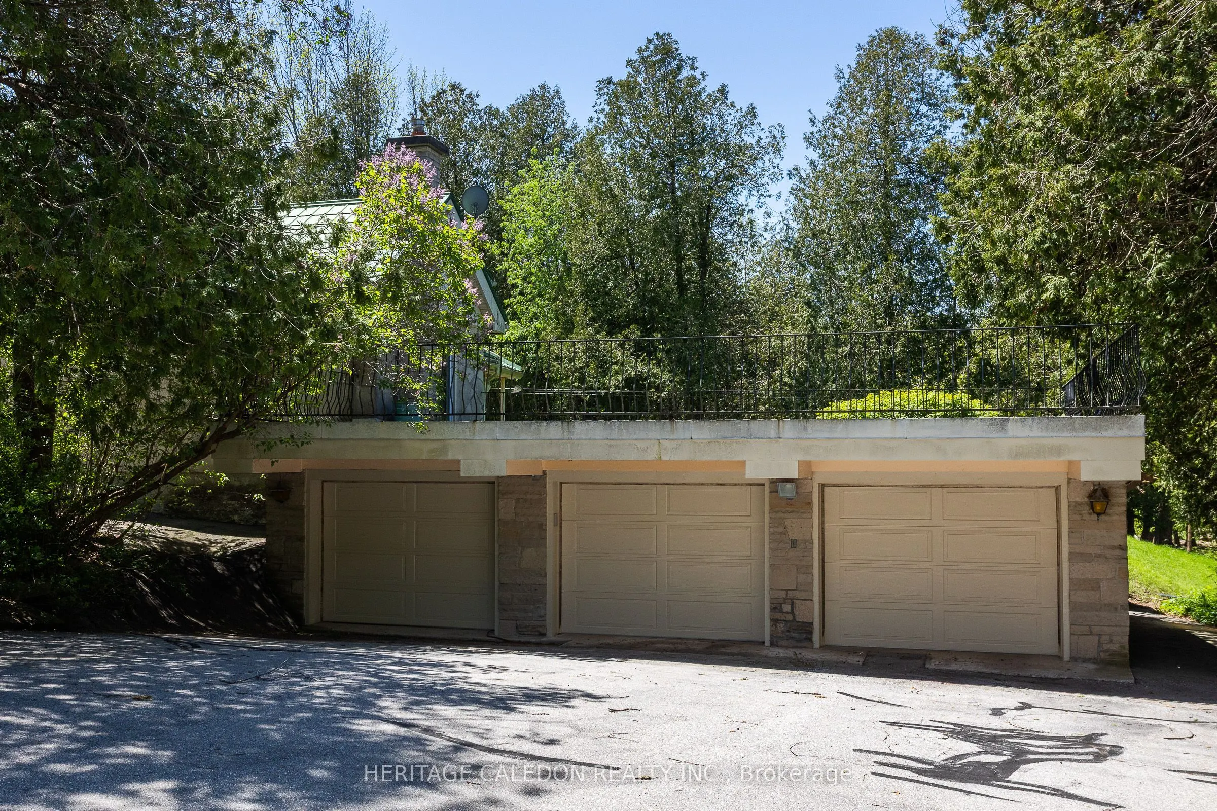 501241 Grey Rd 1