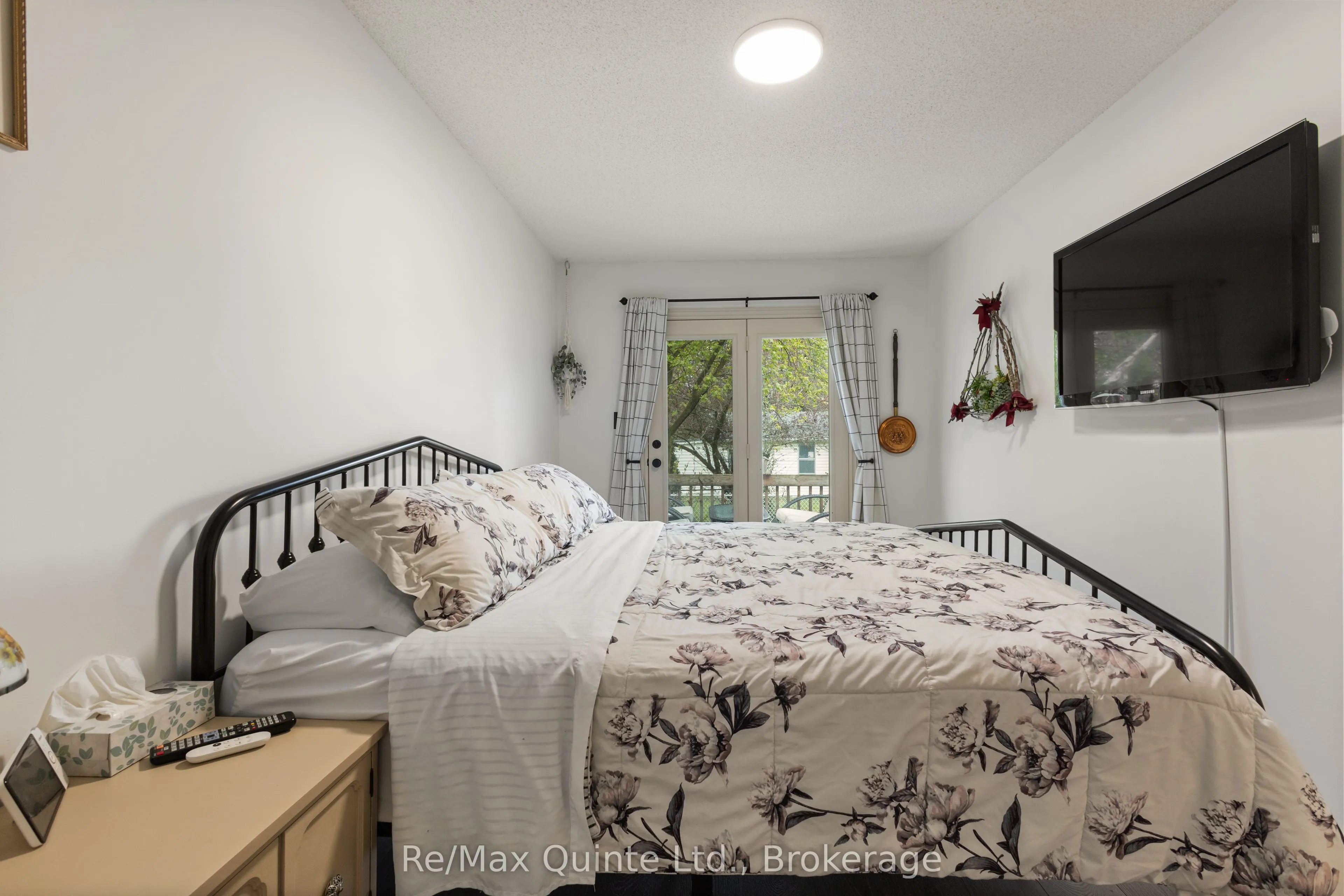 45 Prince Edward Street #5