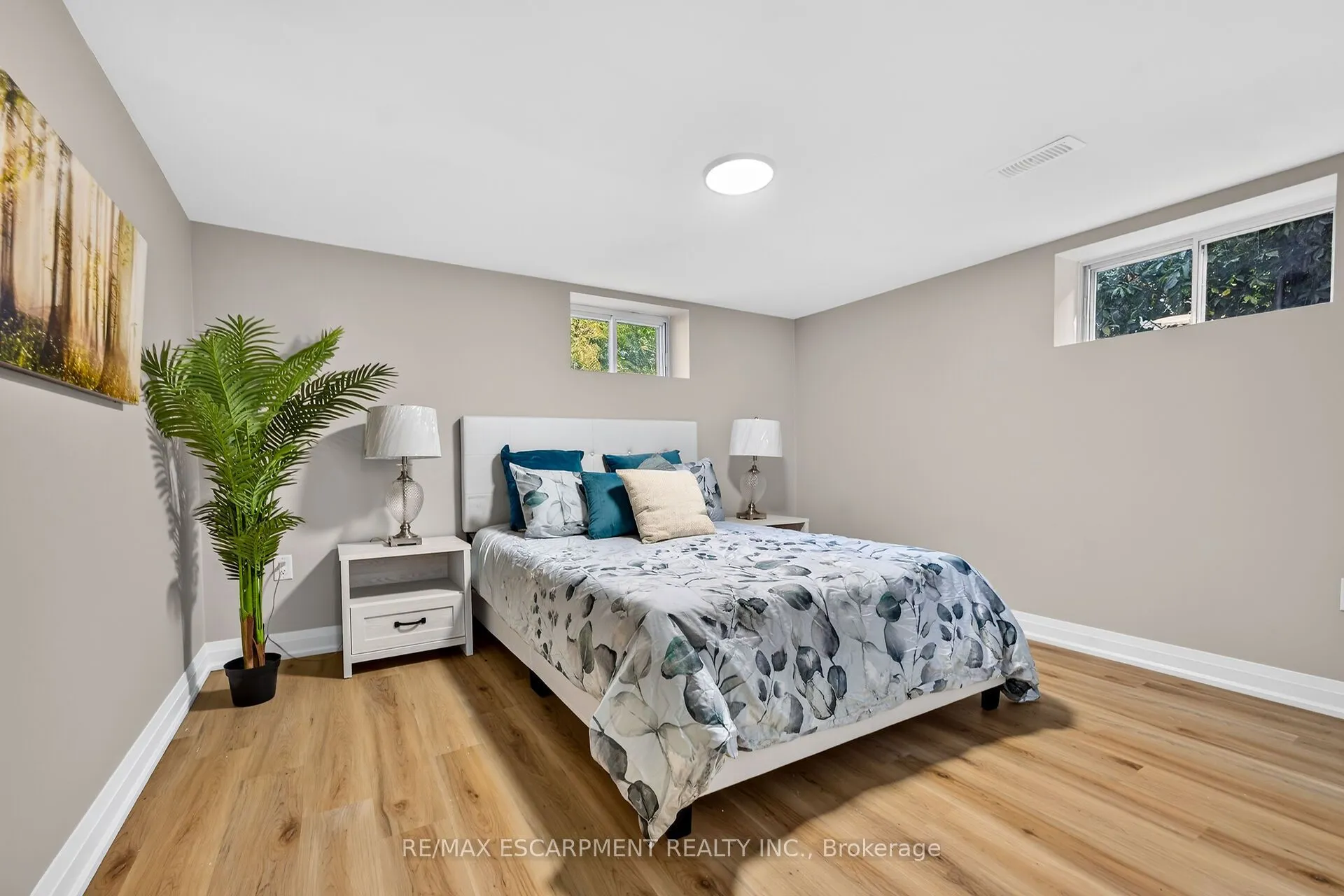 362 Rosseau Road