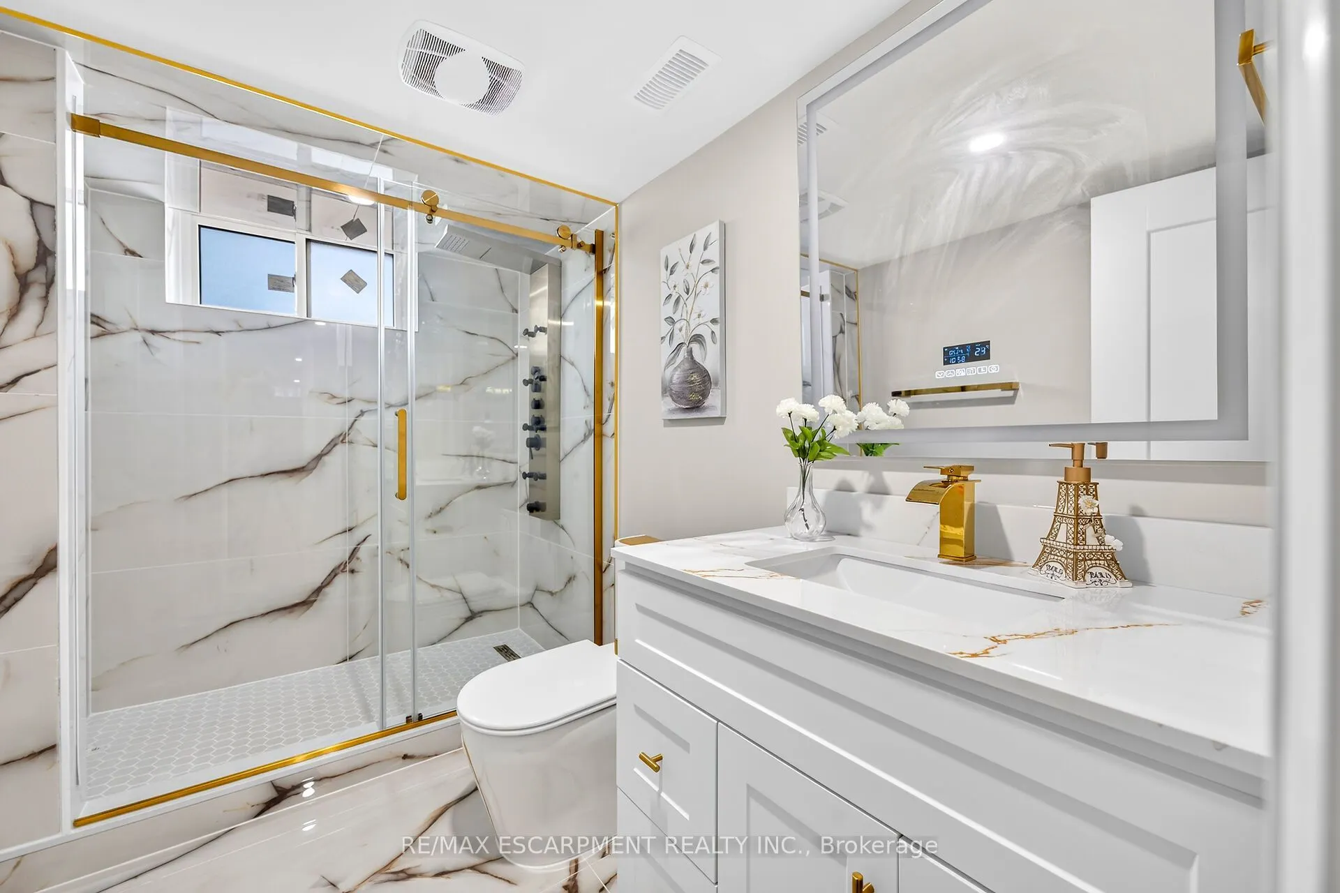 362 Rosseau Road