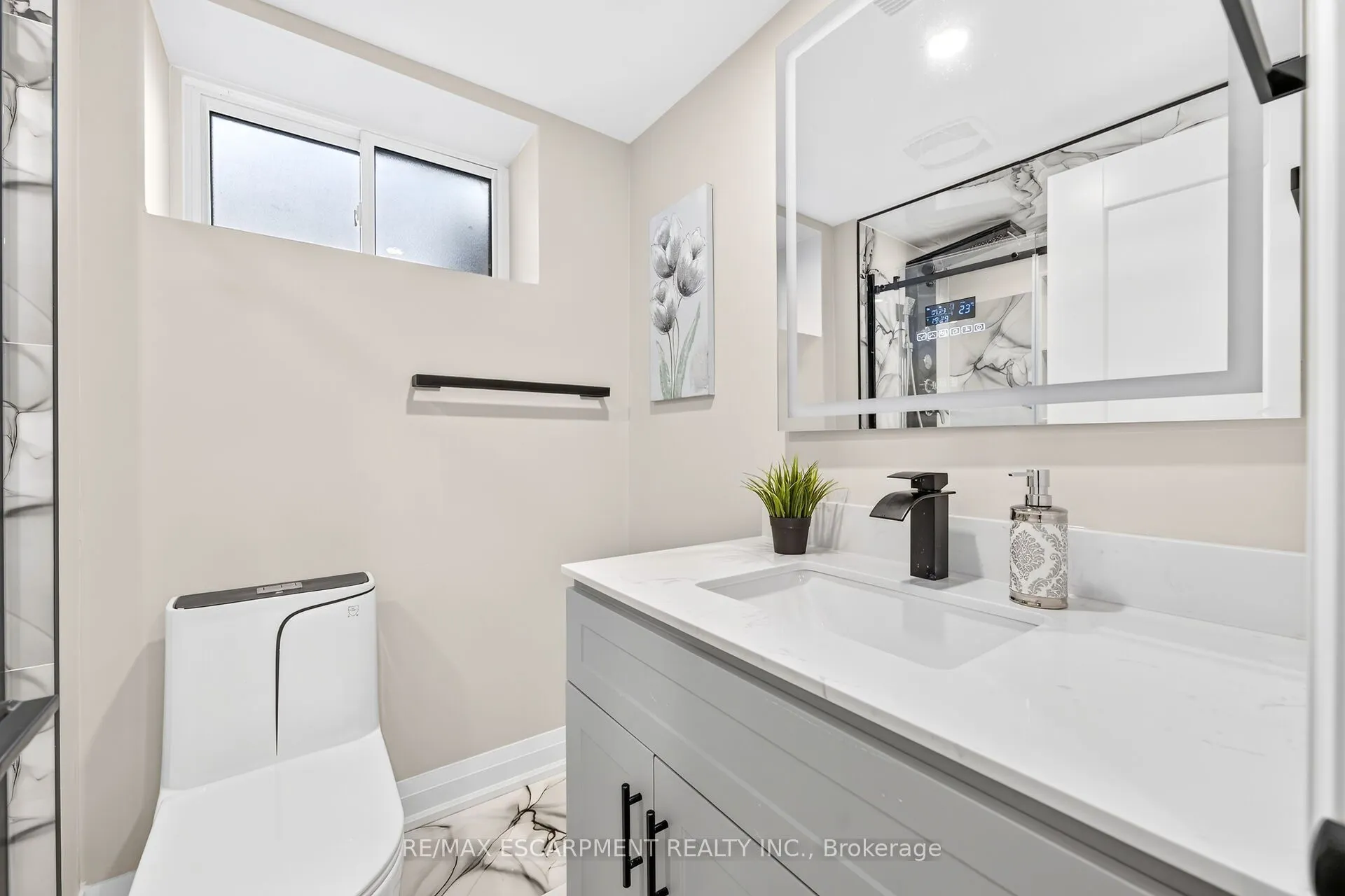 362 Rosseau Road
