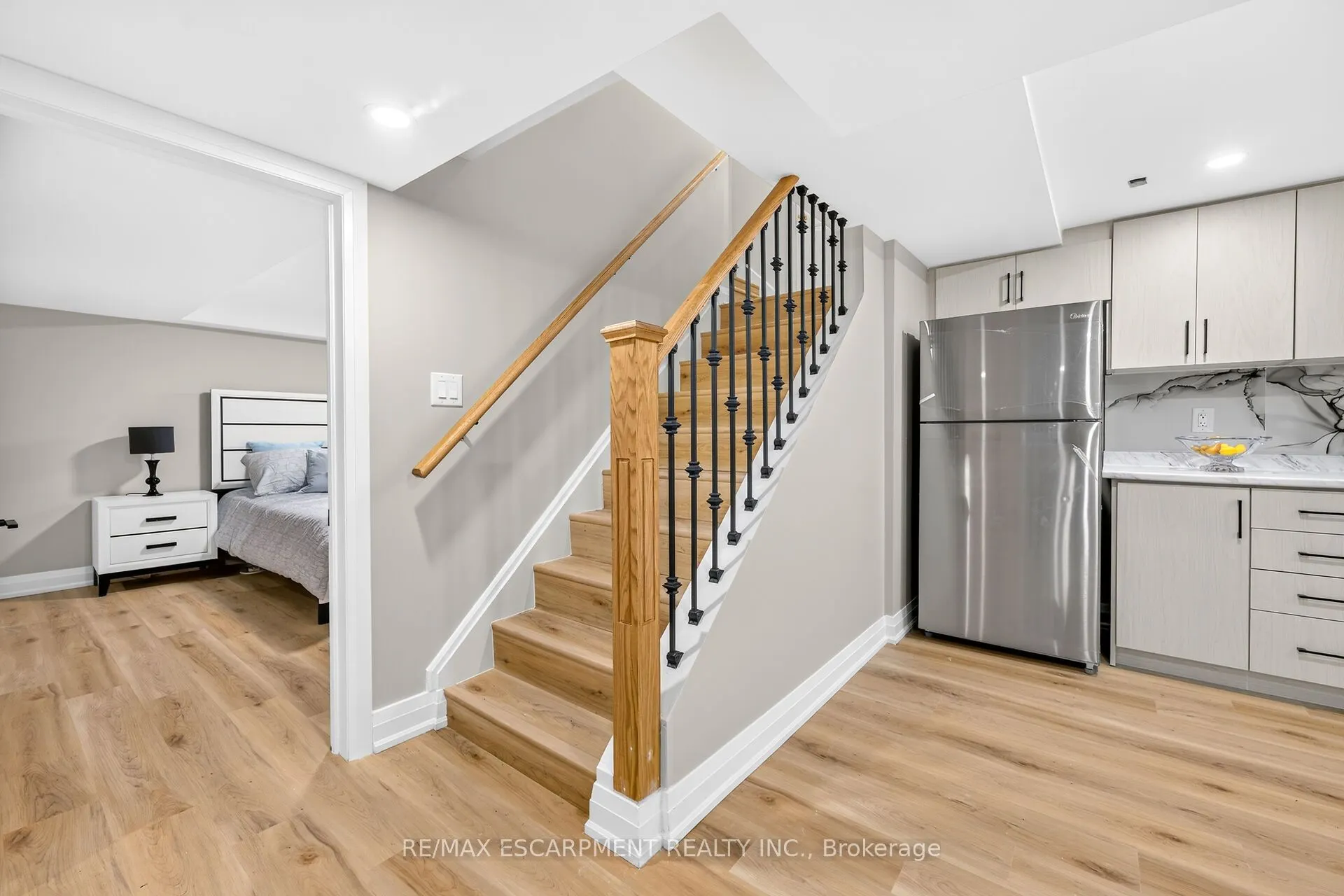 362 Rosseau Road