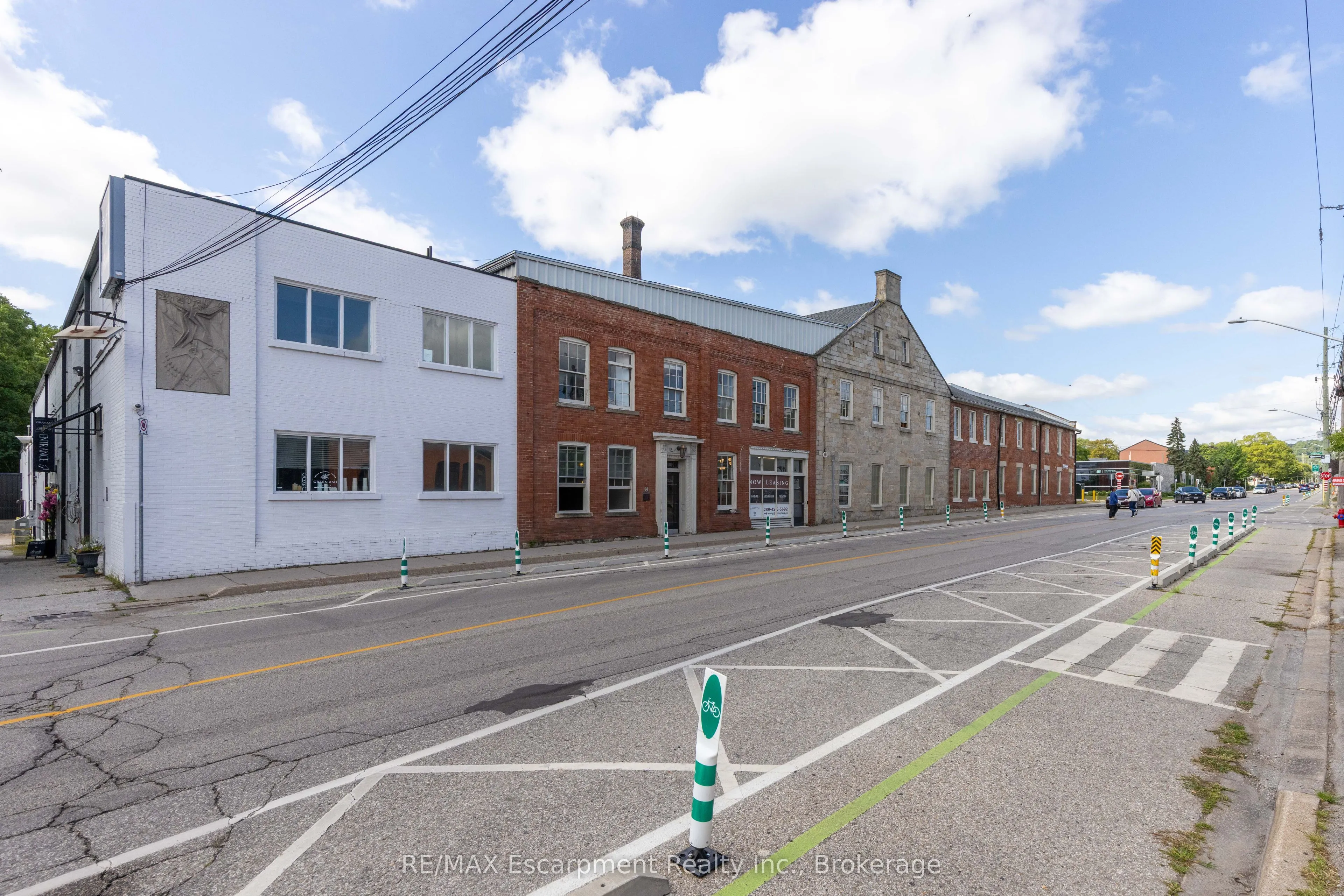 64 Hatt Street #104