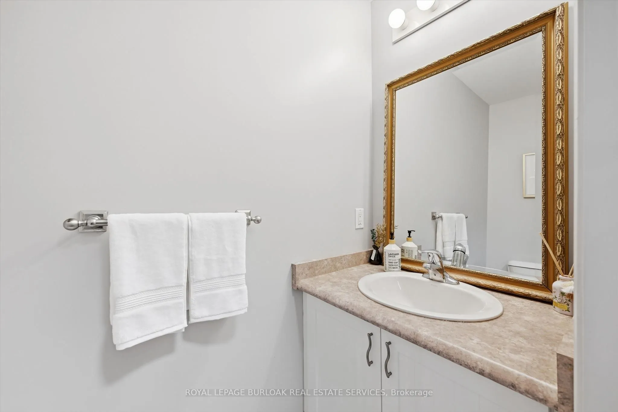 1085 Harrogate Drive #35