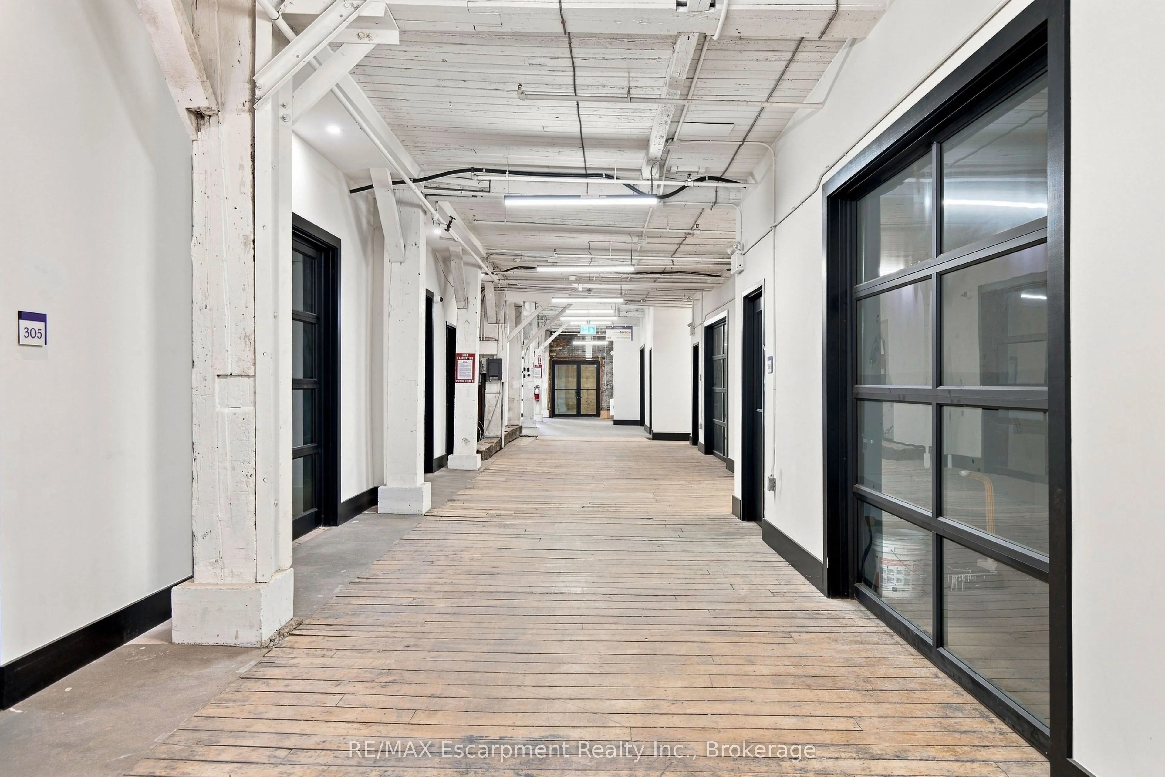 64 Hatt Street #301