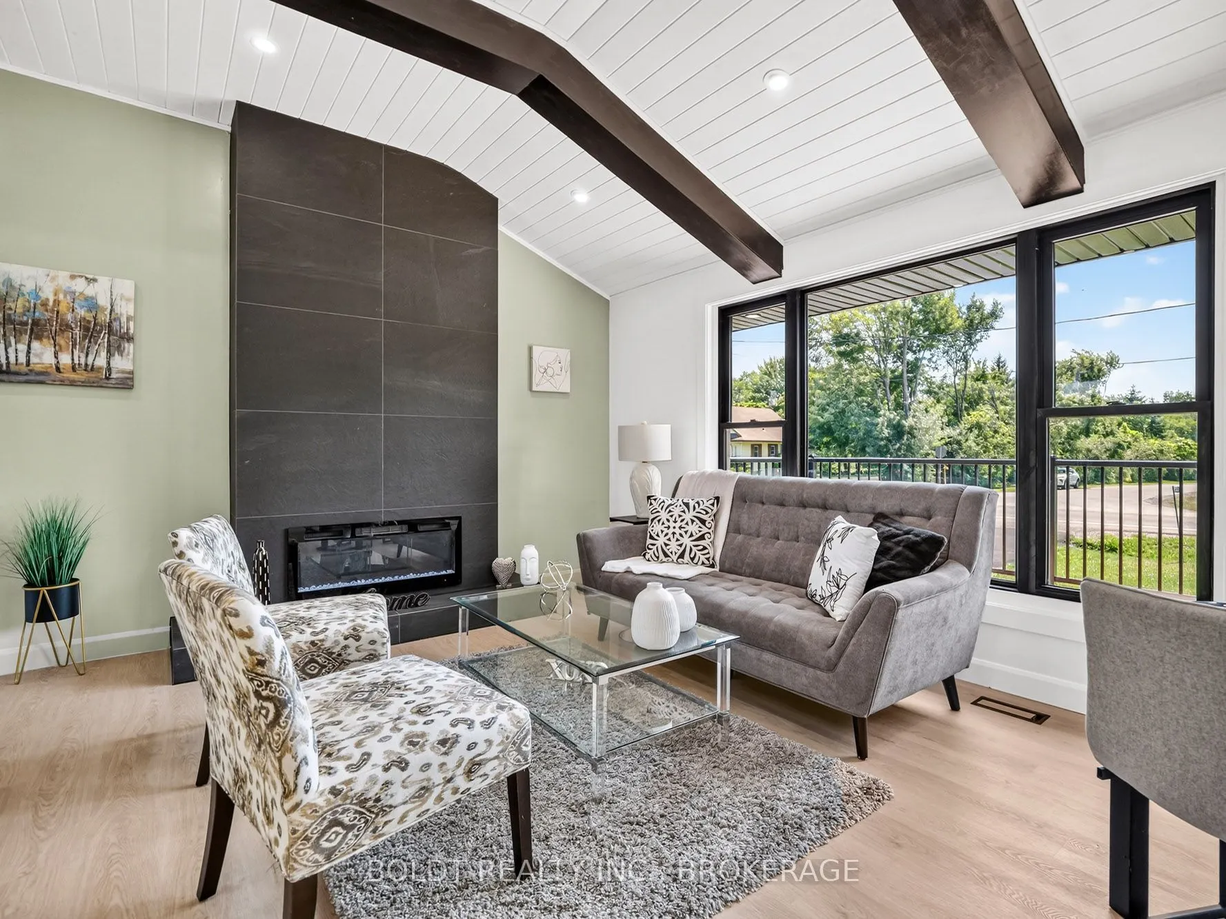 6221 Lyons Creek Road