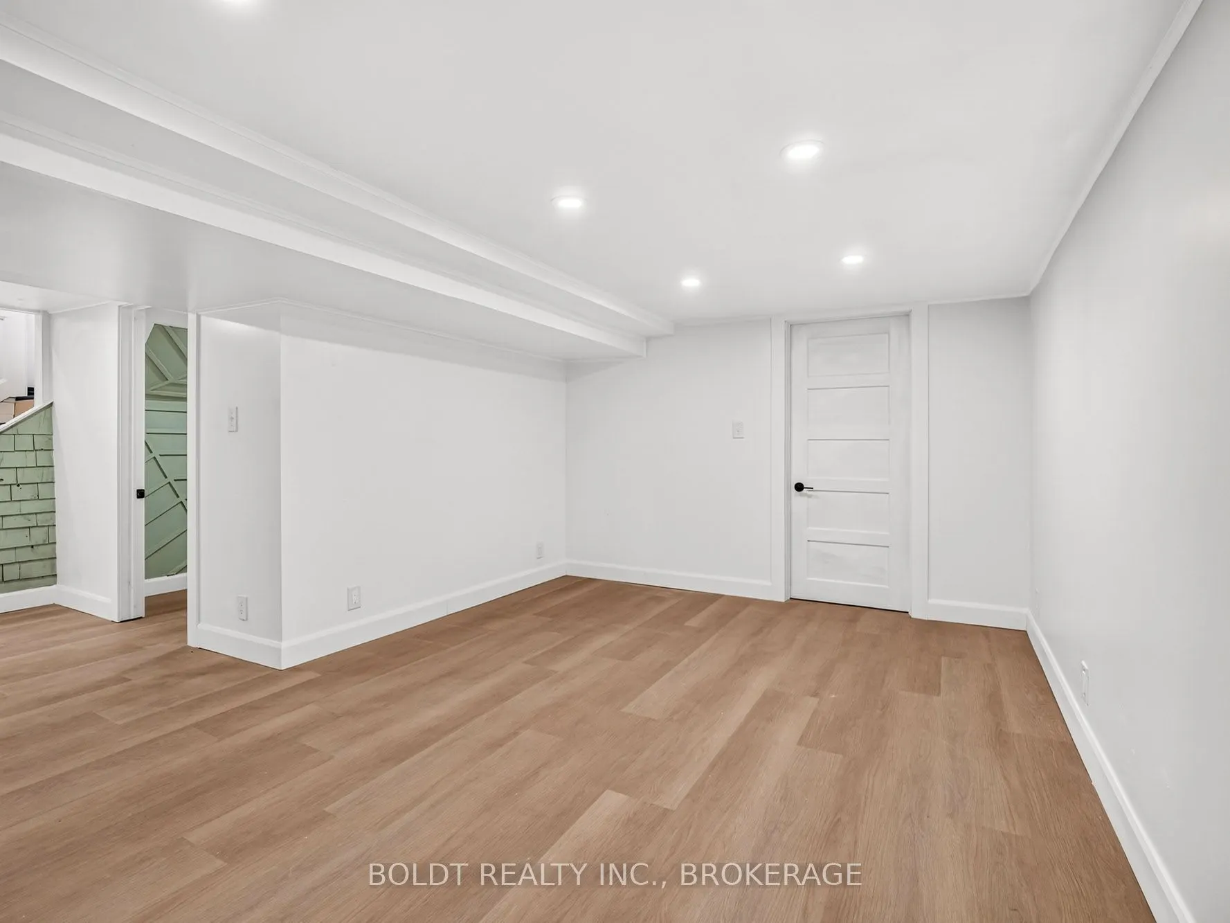 6221 Lyons Creek Road