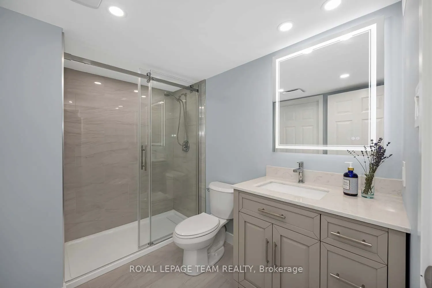 2225 Watercolours Way