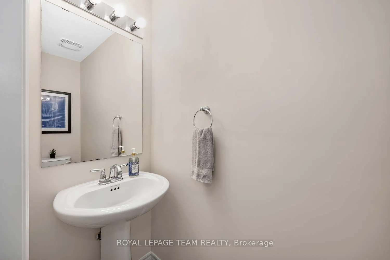 2225 Watercolours Way