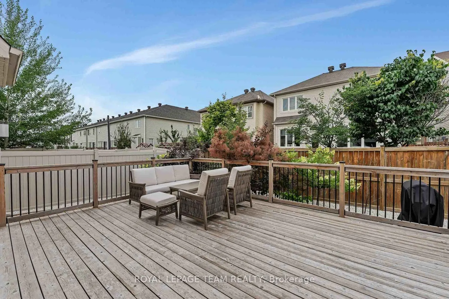 2225 Watercolours Way