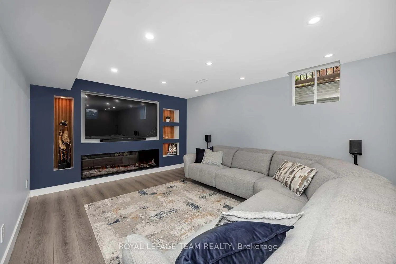 2225 Watercolours Way