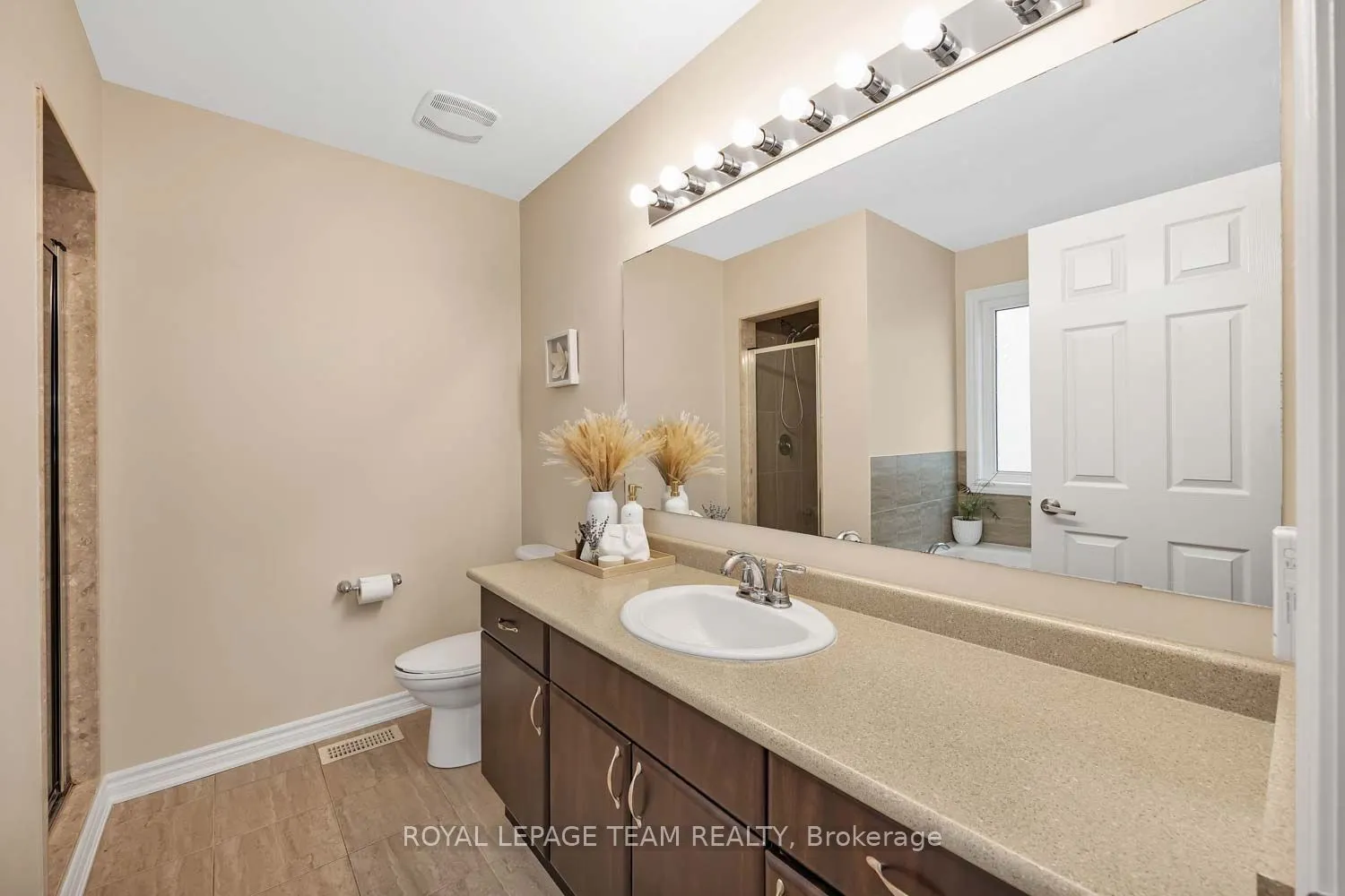 2225 Watercolours Way