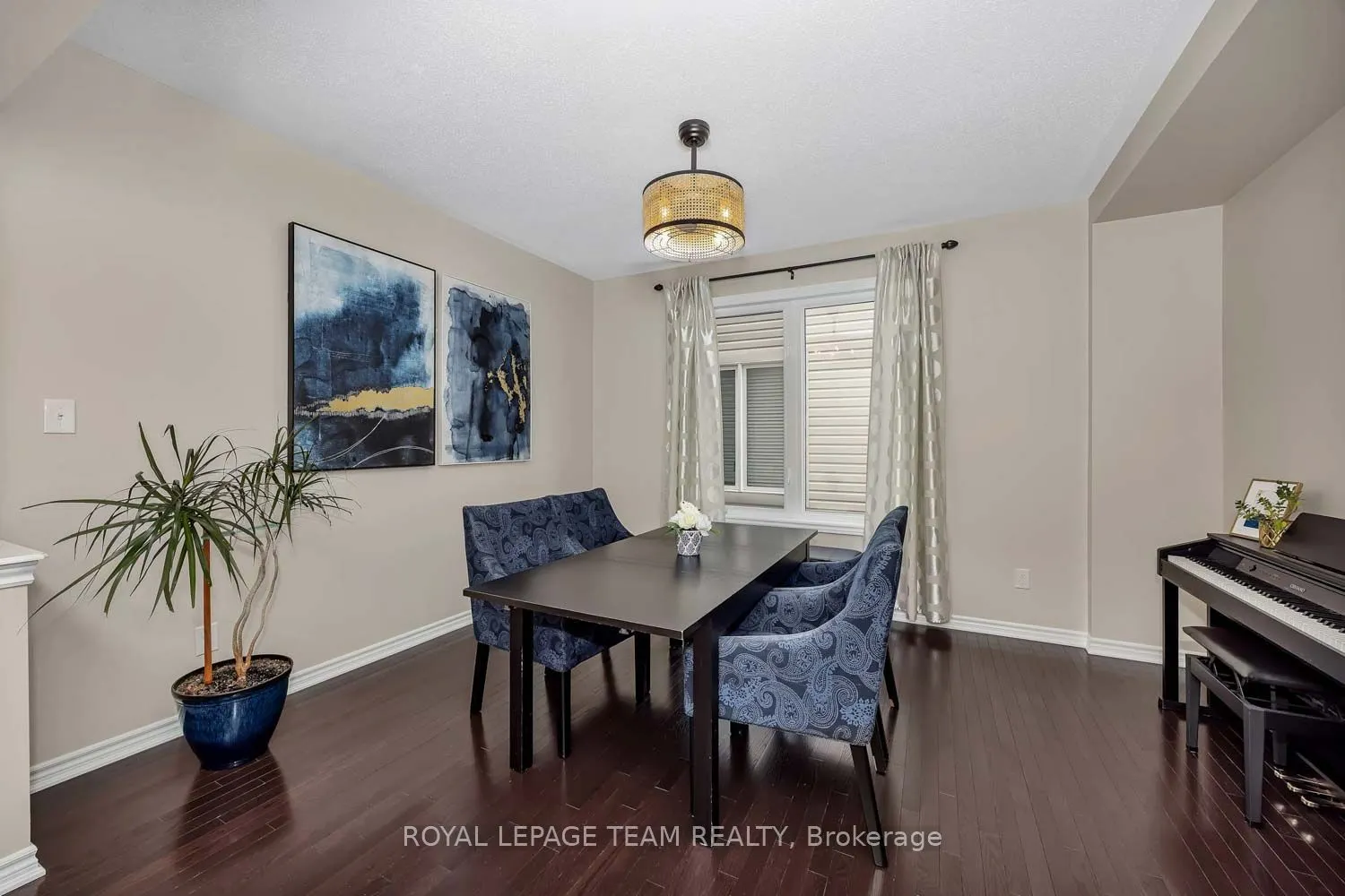 2225 Watercolours Way