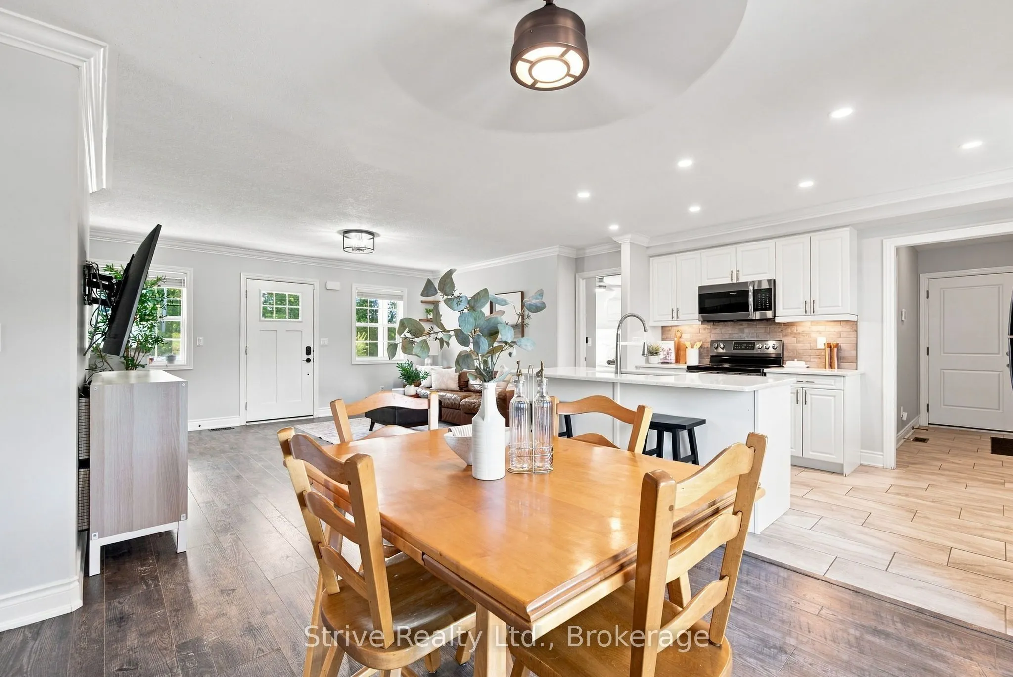 11074 Third Line